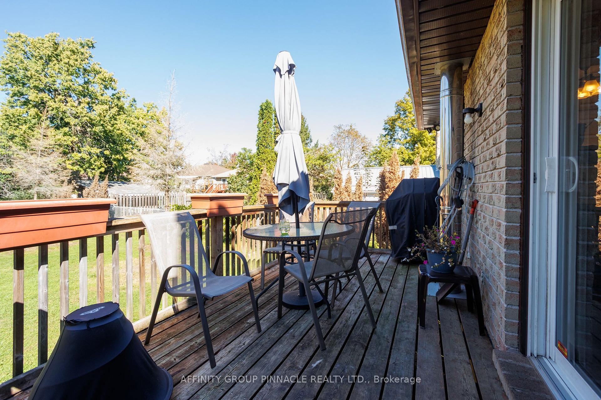Photo 28 of 49 Queen Street, Kawartha Lakes, Bobcaygeon — HOMEH