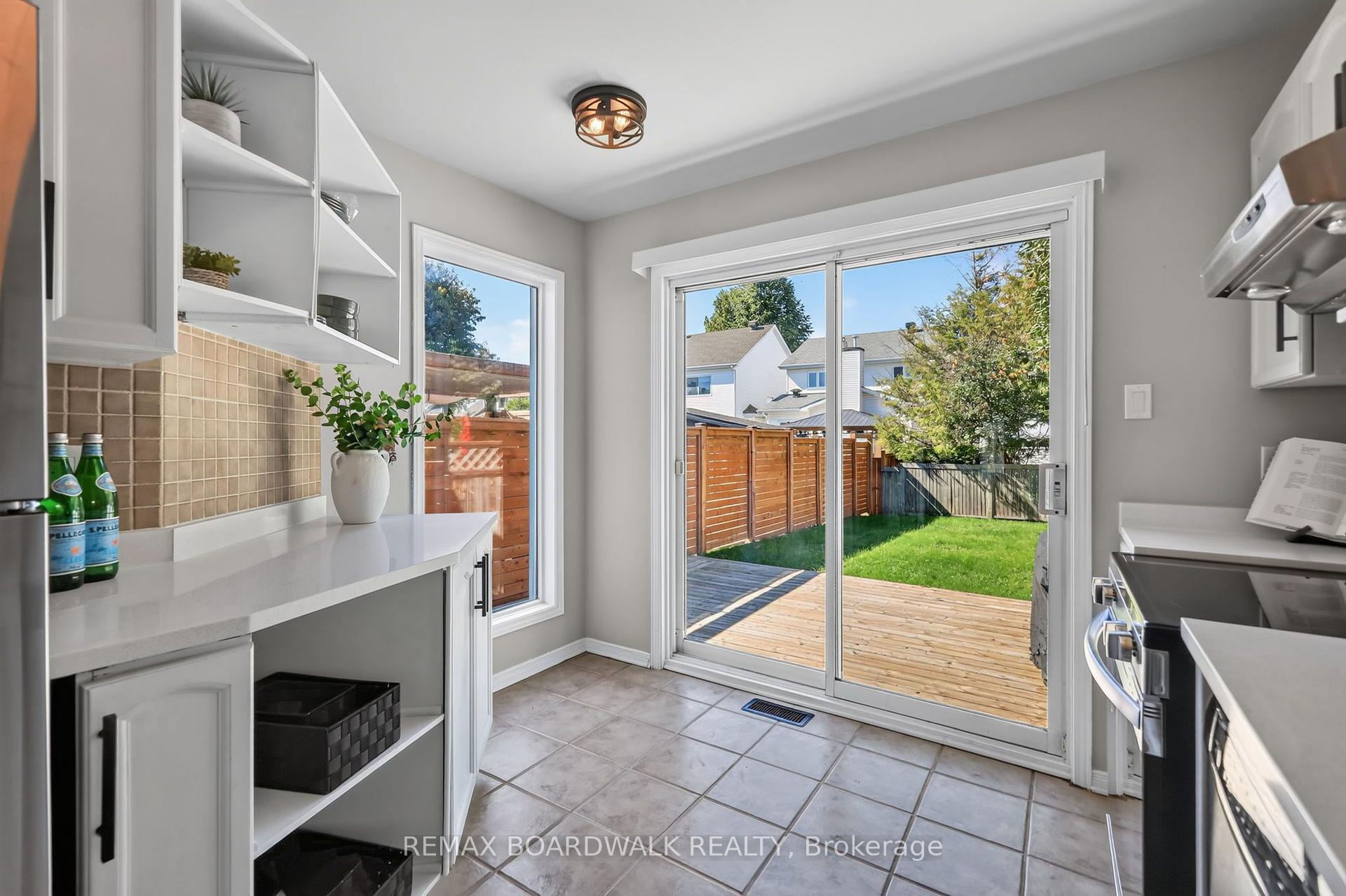Photo 15 of 254 Stoneway Drive, Ottawa, Barrhaven East — HOMEH