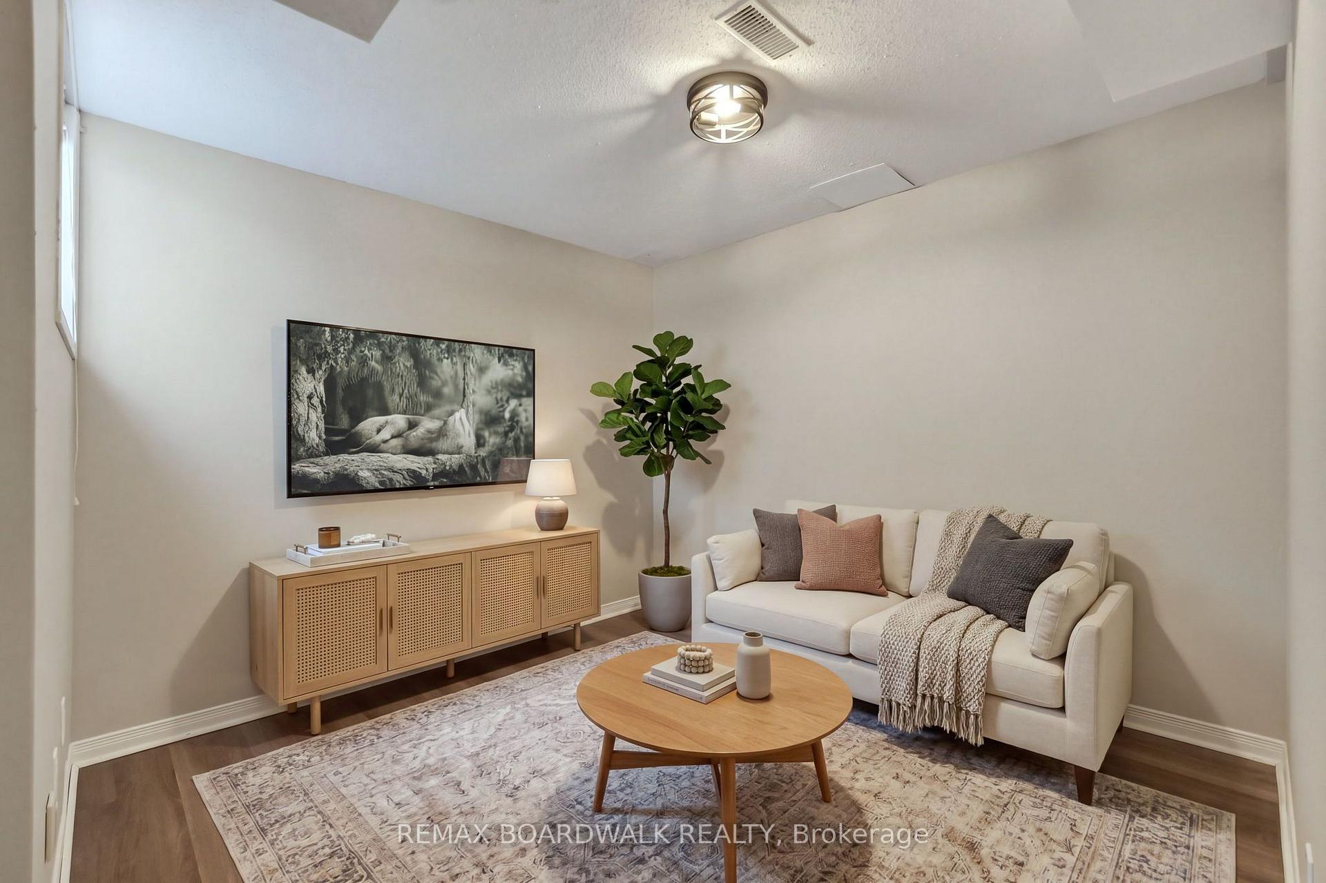 Photo 32 of 254 Stoneway Drive, Ottawa, Barrhaven East — HOMEH