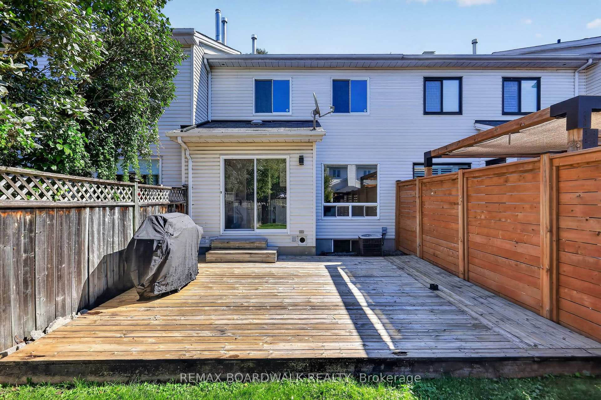 Photo 36 of 254 Stoneway Drive, Ottawa, Barrhaven East — HOMEH
