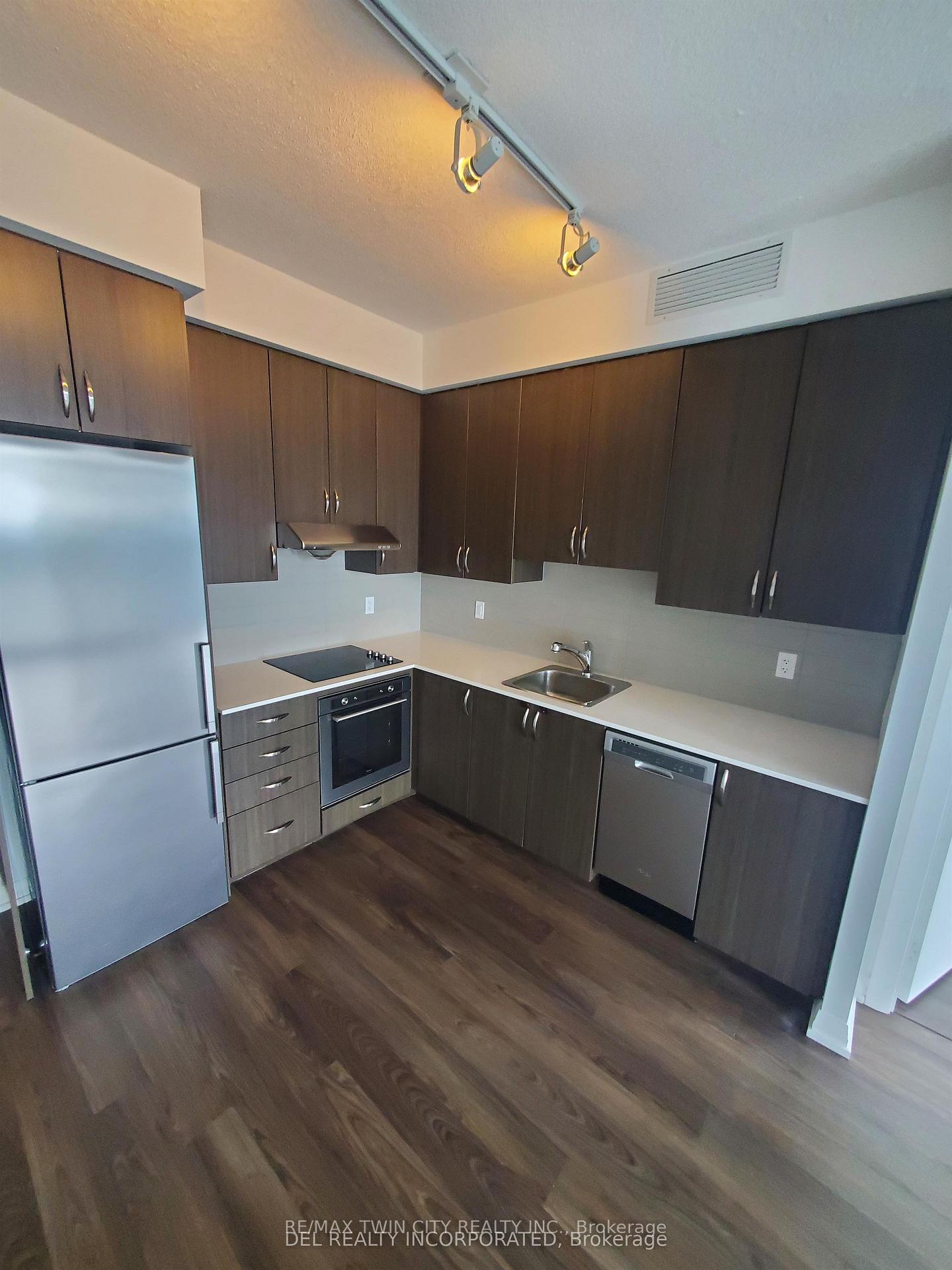 Photo 3 of Unit 1805, 55 Ann O'Reilly Road, North York, Henry Farm — HOMEH
