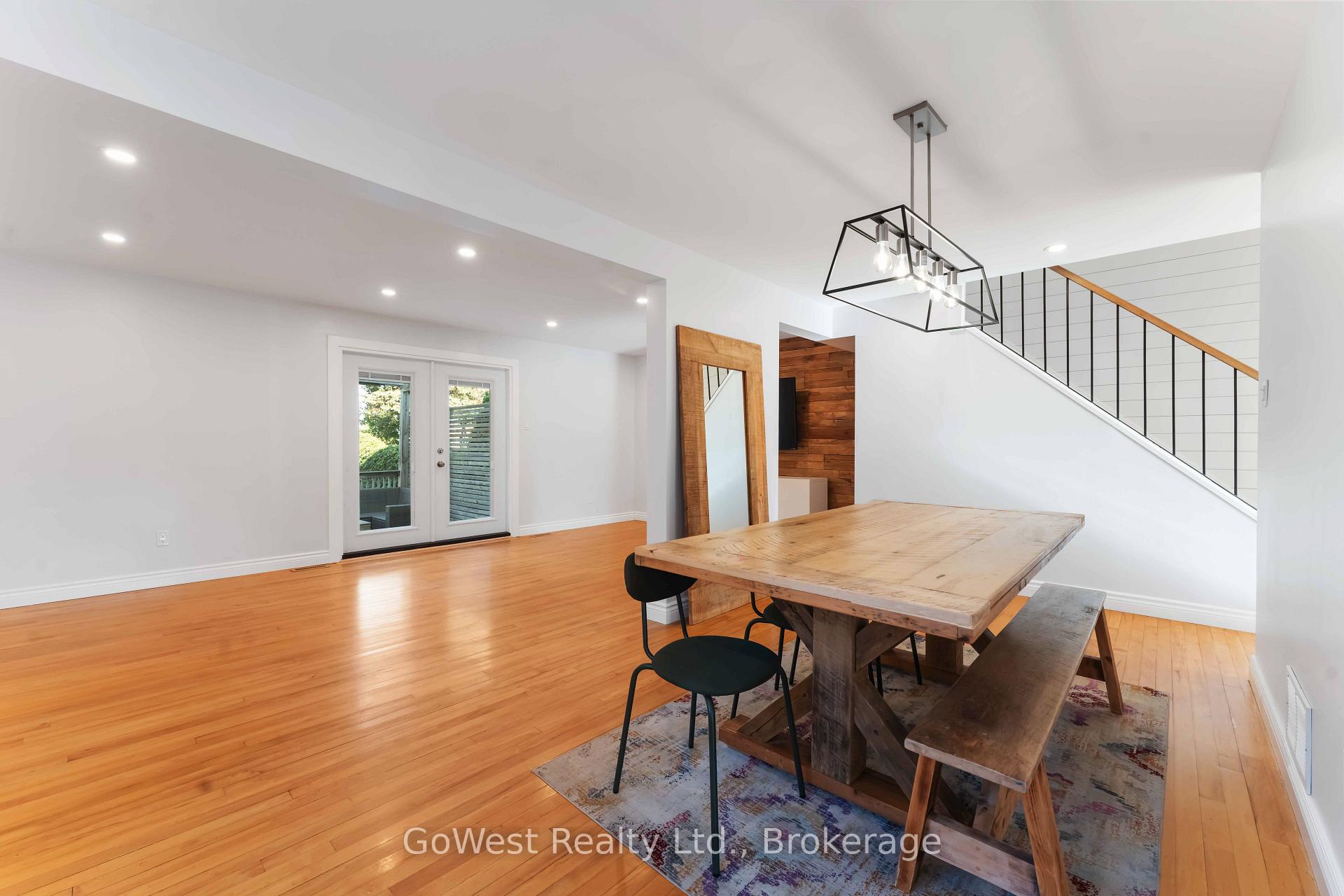 Photo 8 of 94 Fieldgate Drive, Ottawa, Barrhaven - Knollsbrook — HOMEH