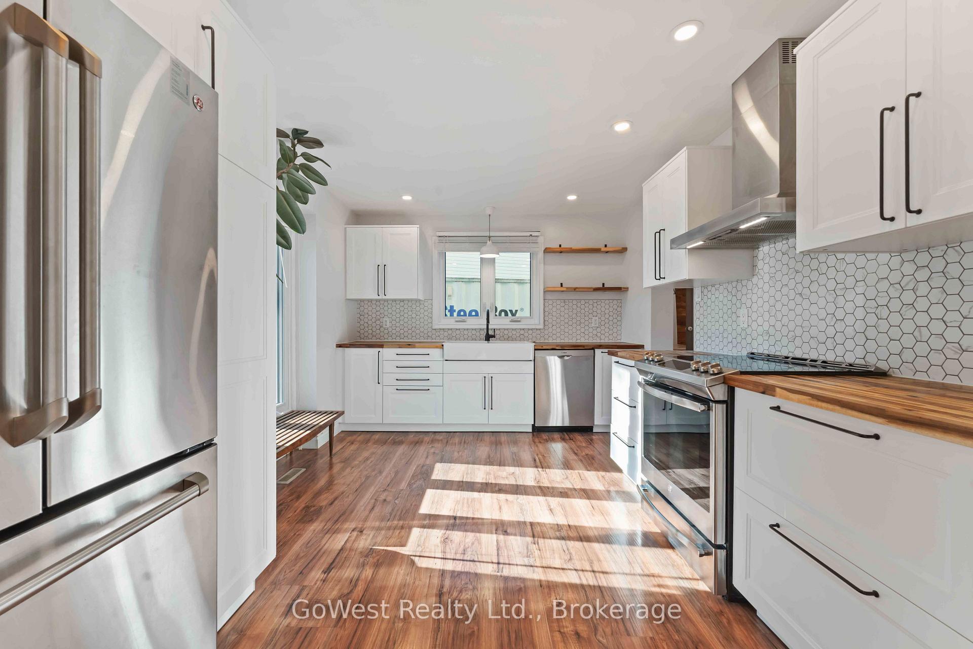 Photo 9 of 94 Fieldgate Drive, Ottawa, Barrhaven - Knollsbrook — HOMEH