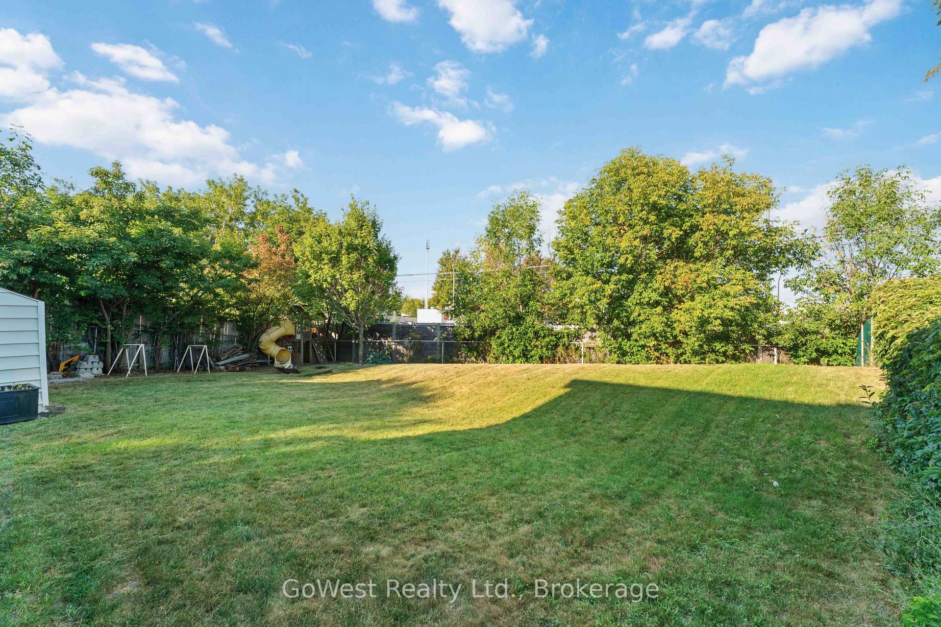 Photo 28 of 94 Fieldgate Drive, Ottawa, Barrhaven - Knollsbrook — HOMEH
