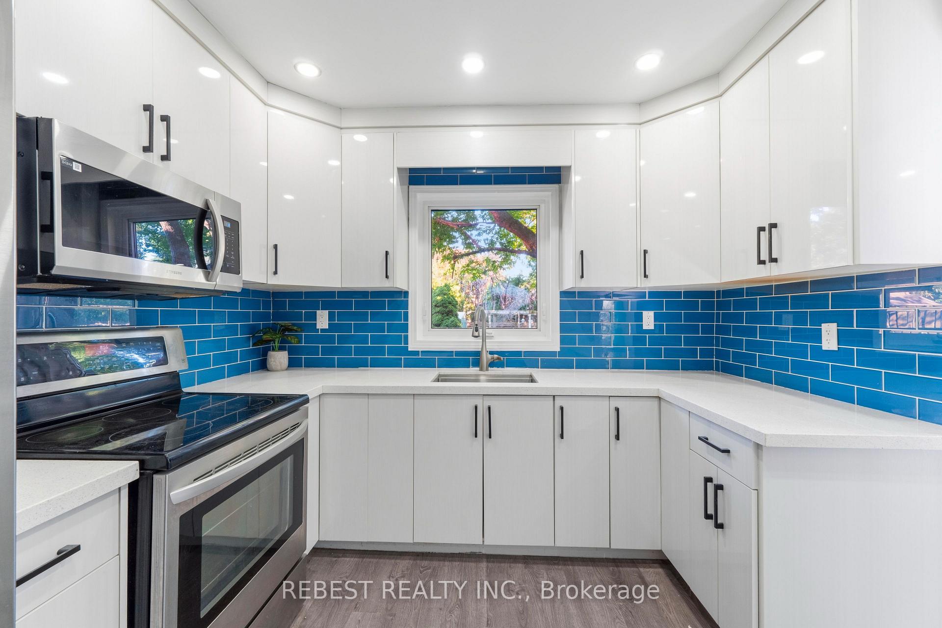 Photo 11 of 2181 Wiseman Court, Mississauga, Clarkson — HOMEH