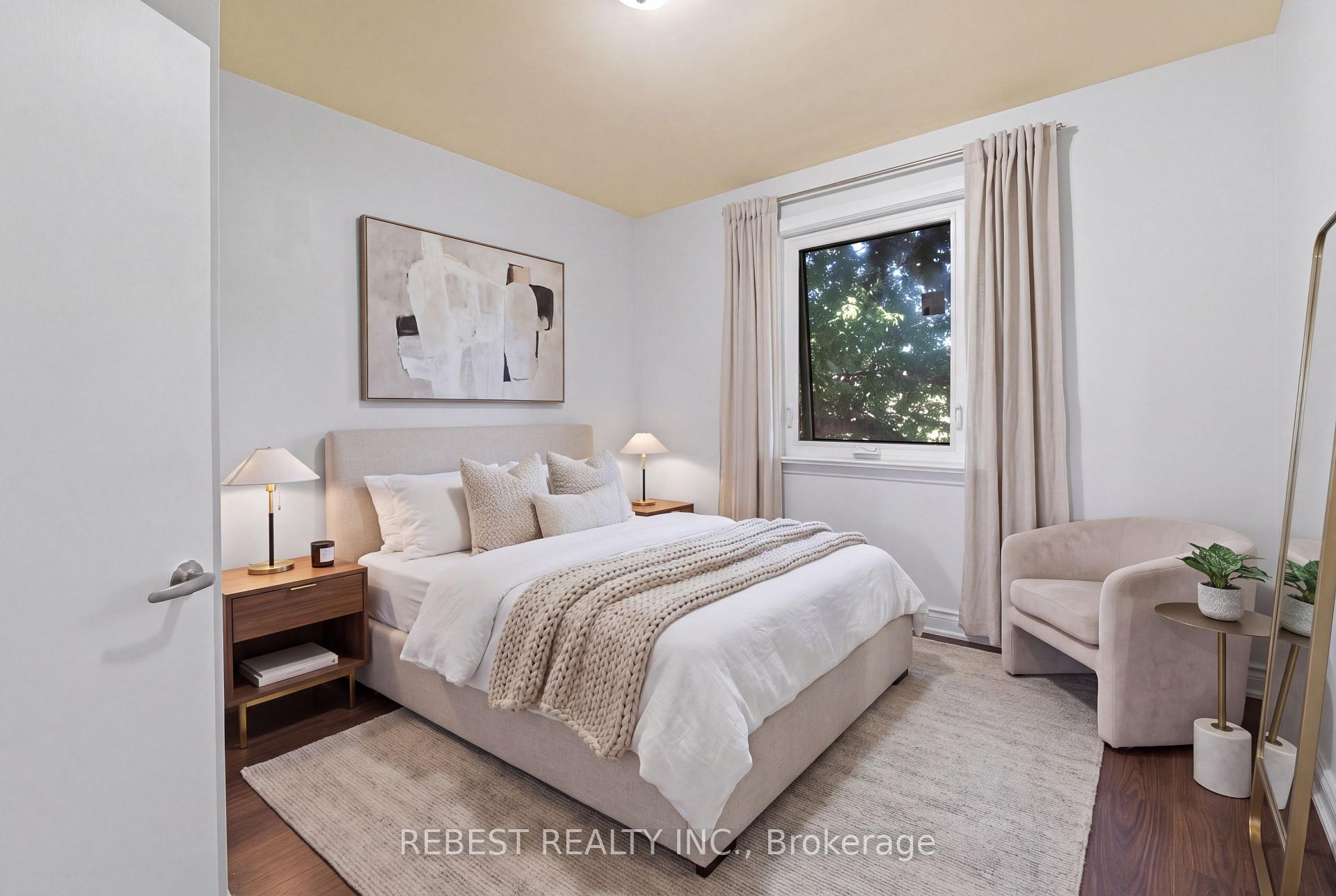 Photo 17 of 2181 Wiseman Court, Mississauga, Clarkson — HOMEH
