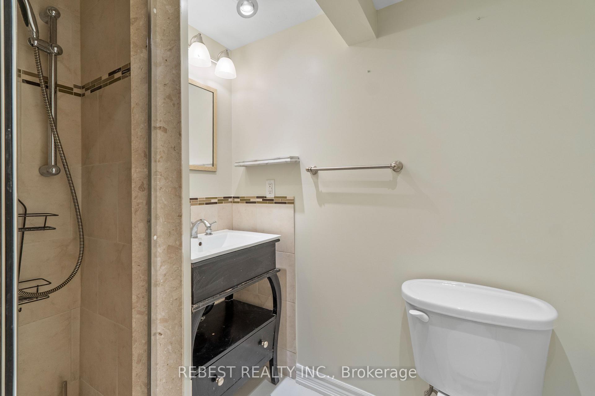 Photo 36 of 2181 Wiseman Court, Mississauga, Clarkson — HOMEH