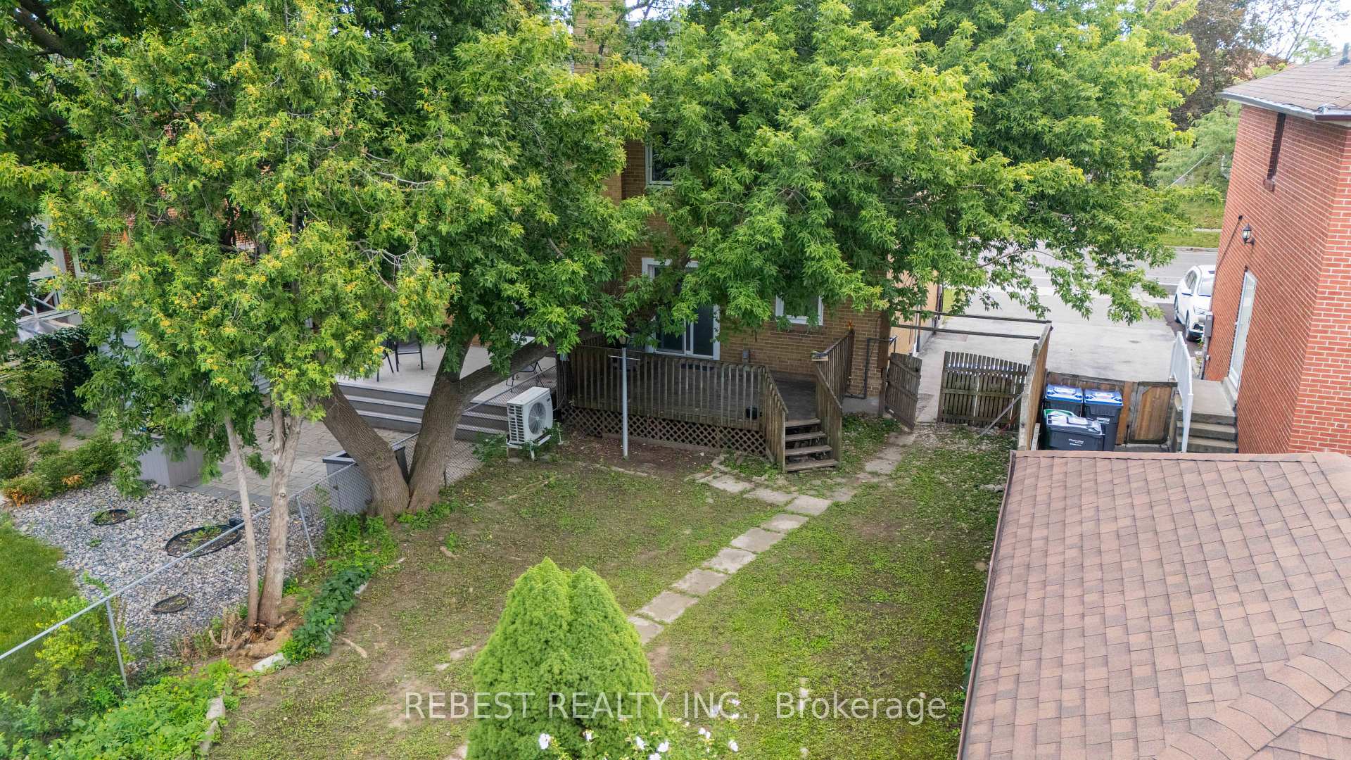 Photo 33 of 2181 Wiseman Court, Mississauga, Clarkson — HOMEH