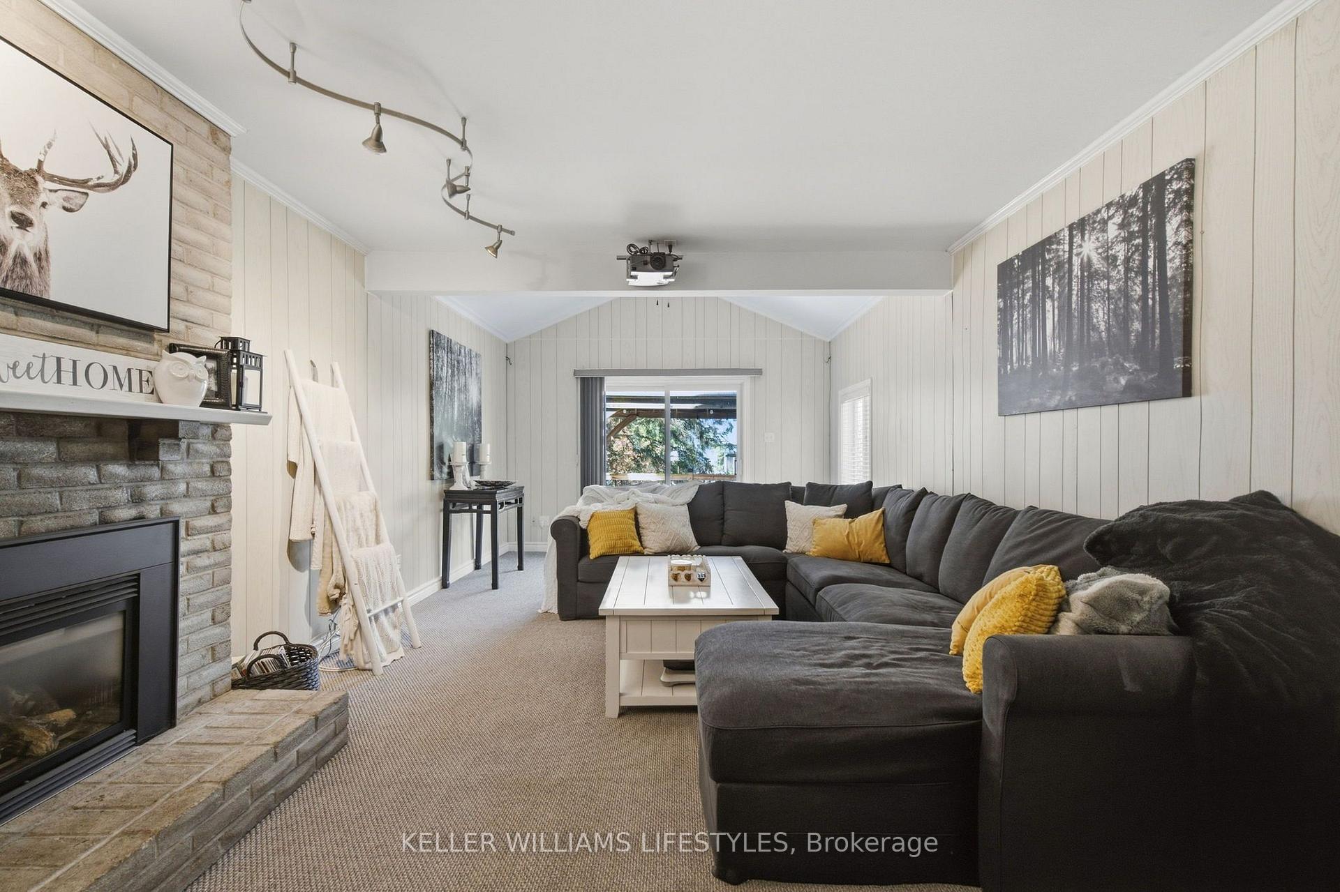 Photo 5 of 151 Brixham Crescent, London, South M — HOMEH