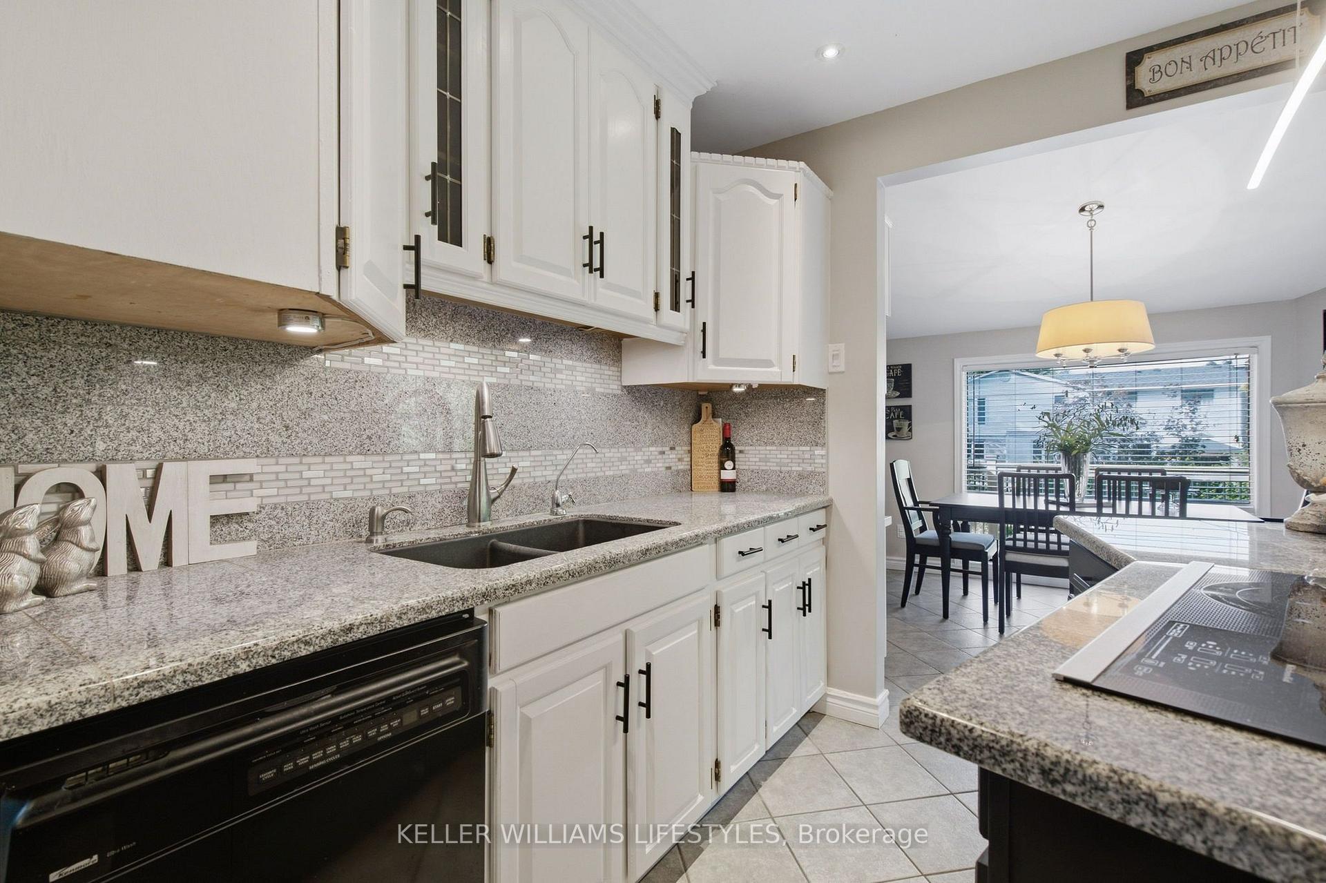 Photo 14 of 151 Brixham Crescent, London, South M — HOMEH