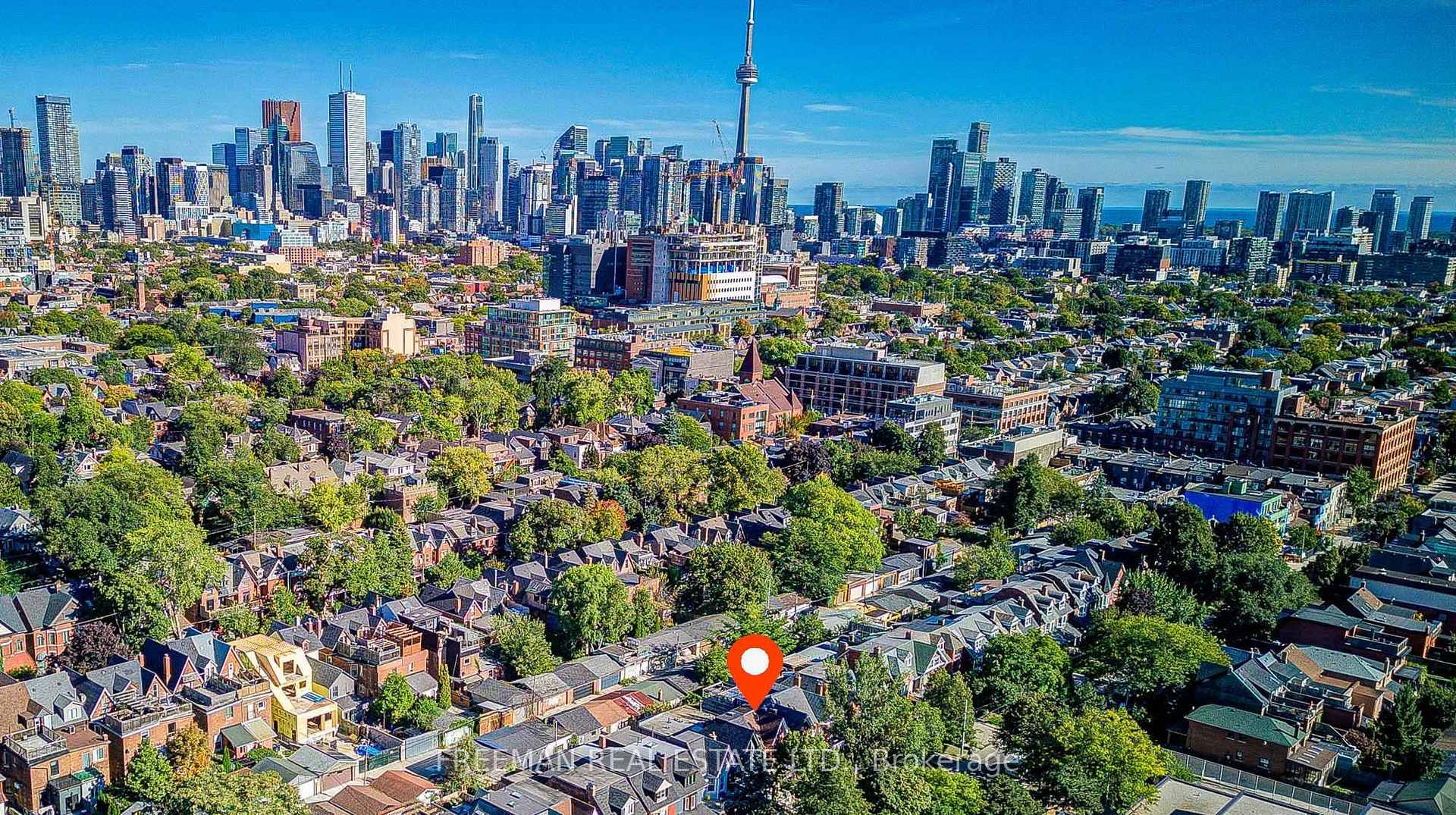Photo 4 of 431 Manning Avenue, Toronto, Palmerston-Little Italy — HOMEH