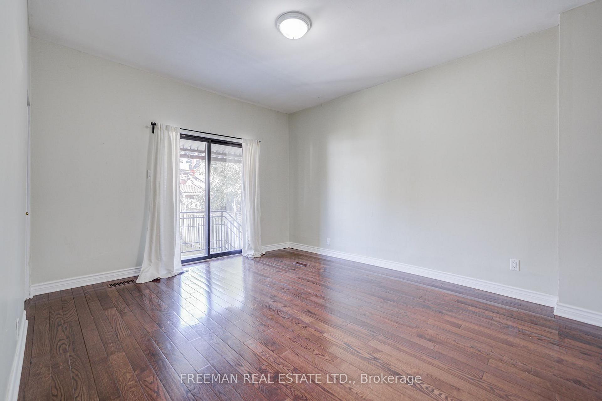 Photo 13 of 431 Manning Avenue, Toronto, Palmerston-Little Italy — HOMEH