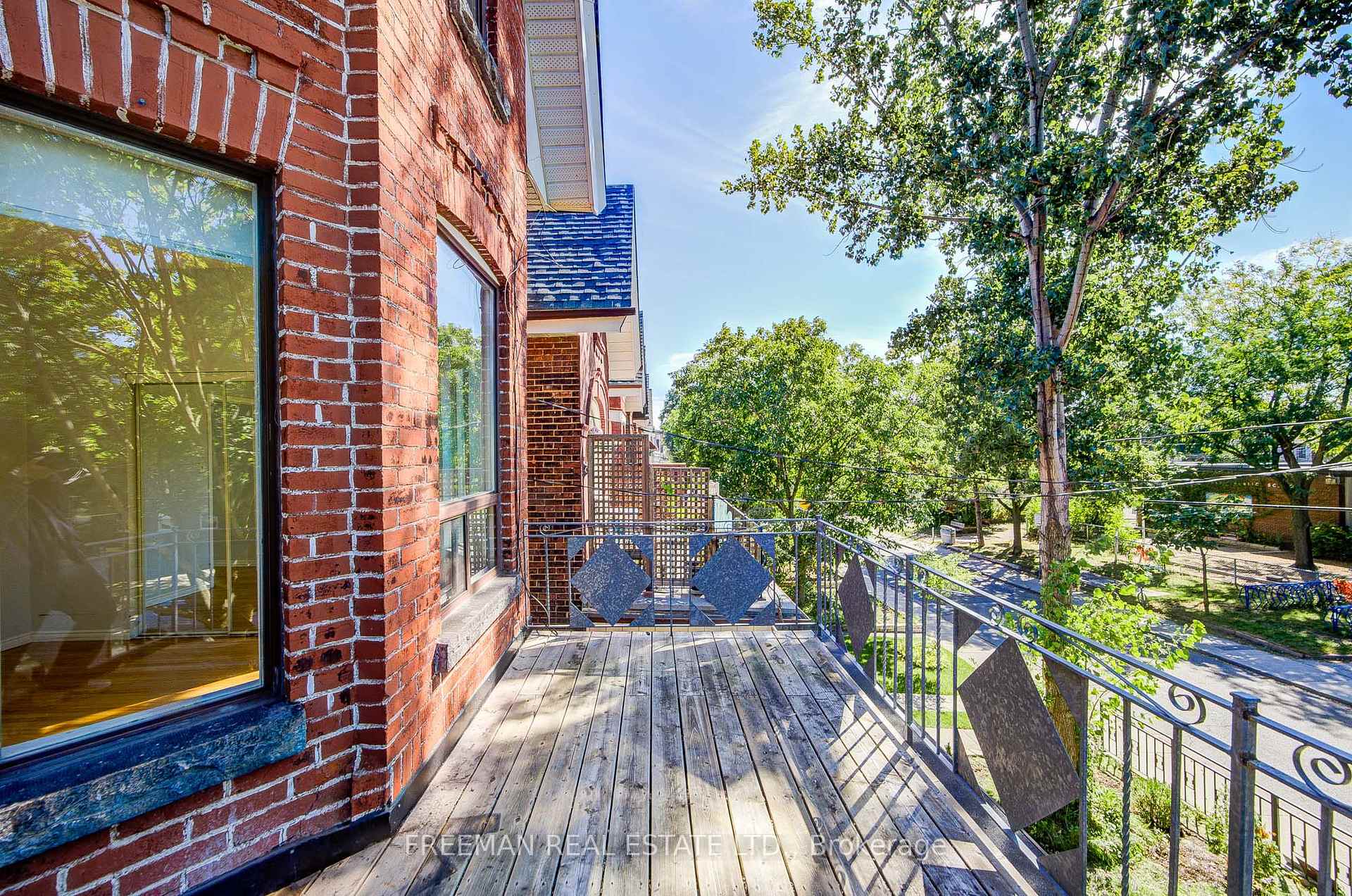 Photo 28 of 431 Manning Avenue, Toronto, Palmerston-Little Italy — HOMEH
