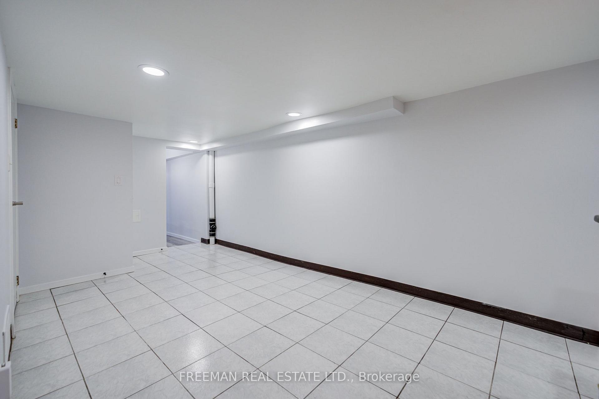 Photo 42 of 431 Manning Avenue, Toronto, Palmerston-Little Italy — HOMEH