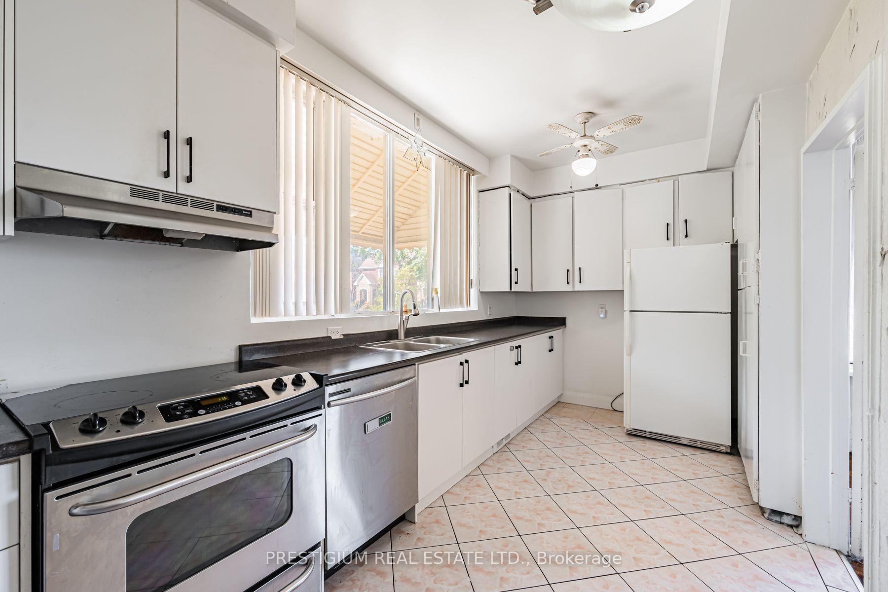 Photo 10 of 75 Stormont Avenue, Toronto, Bedford Park-Nortown — HOMEH