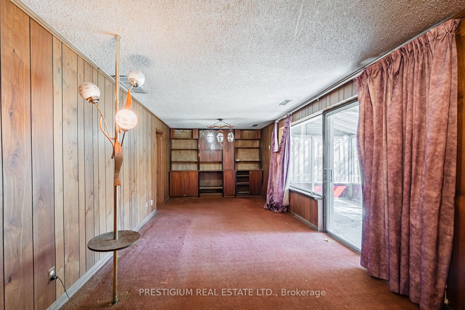 Photo 19 of 75 Stormont Avenue, Toronto, Bedford Park-Nortown — HOMEH