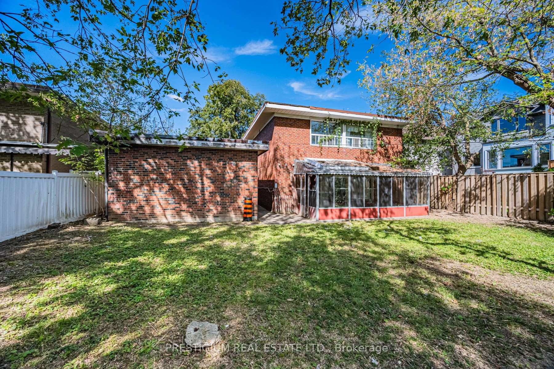 Photo 24 of 75 Stormont Avenue, Toronto, Bedford Park-Nortown — HOMEH