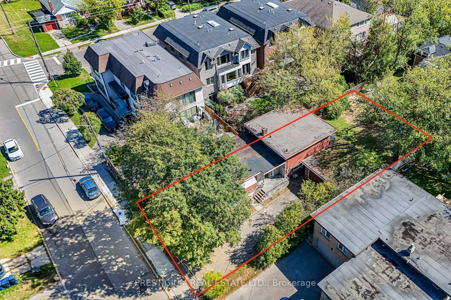Photo 29 of 75 Stormont Avenue, Toronto, Bedford Park-Nortown — HOMEH