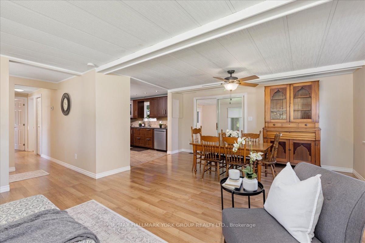 Photo 10 of 120 Roxanna Drive, Georgina, Sutton & Jackson's Point — HOMEH