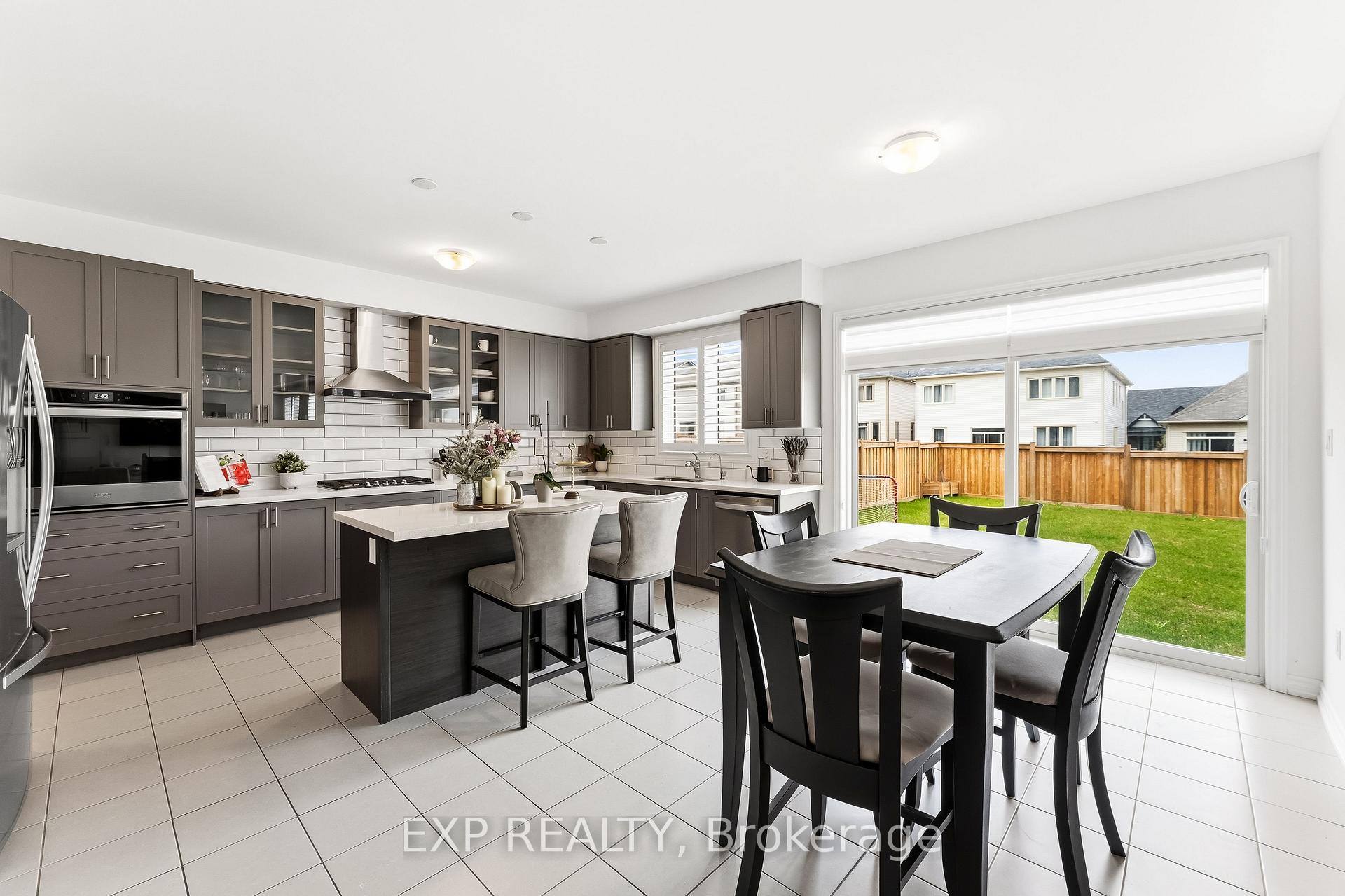 Photo 10 of 22 Connolly Road, Kawartha Lakes, Lindsay — HOMEH