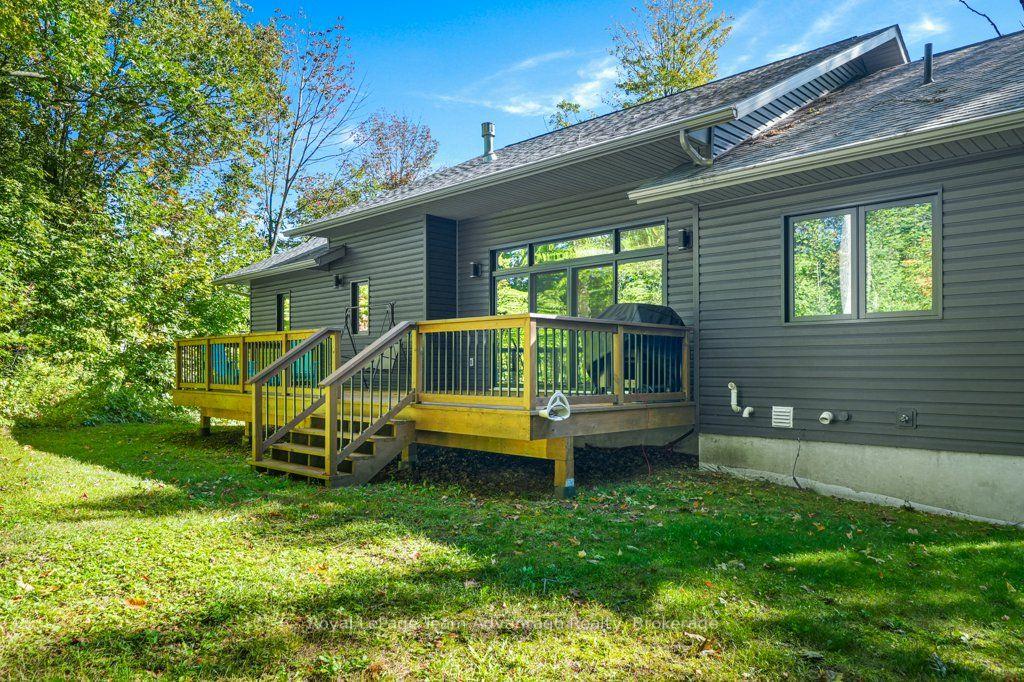 Photo 45 of 120 William Street, Parry Sound — HOMEH