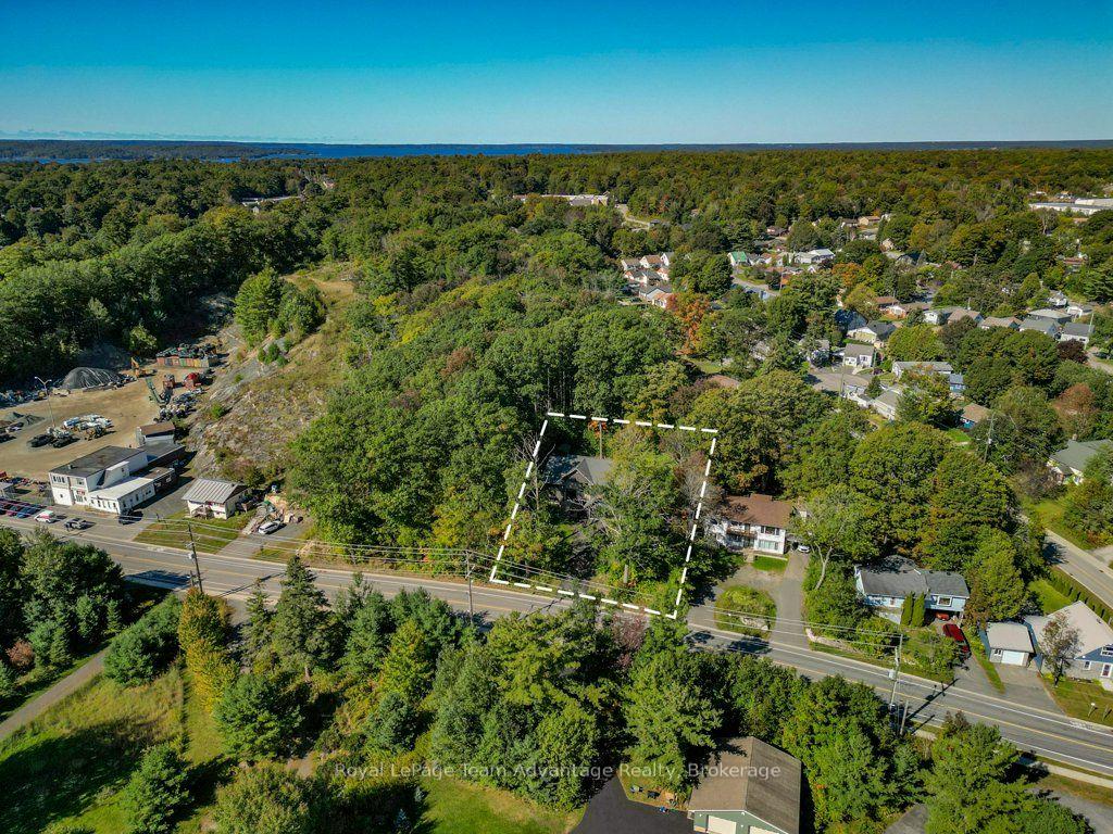 Photo 44 of 120 William Street, Parry Sound — HOMEH