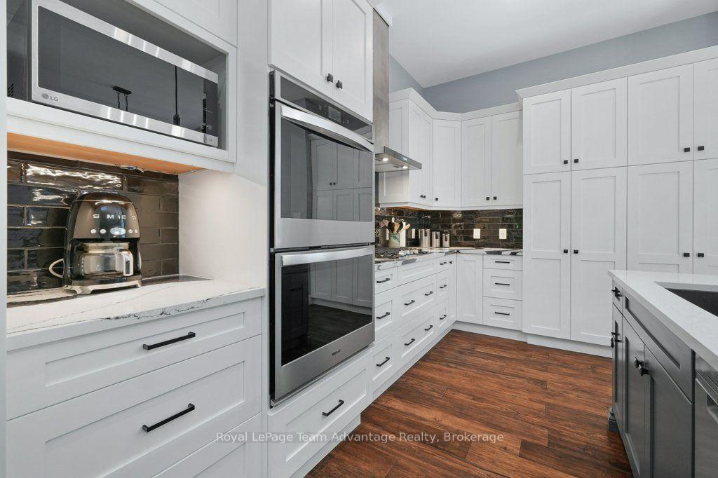 Photo 13 of 120 William Street, Parry Sound — HOMEH