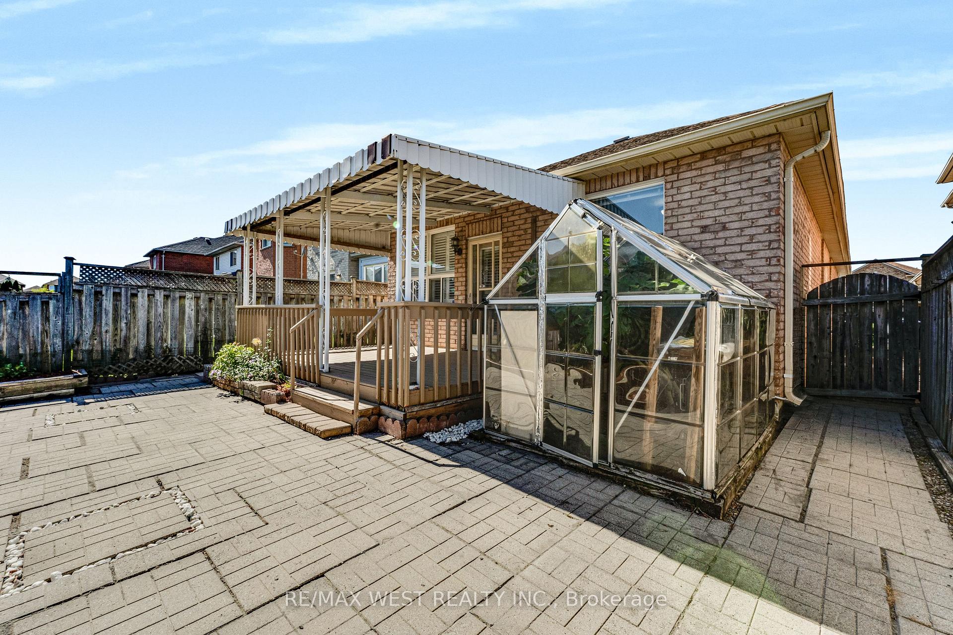 Photo 9 of 41 Olympia Crescent, Brampton, Fletcher's Meadow — HOMEH