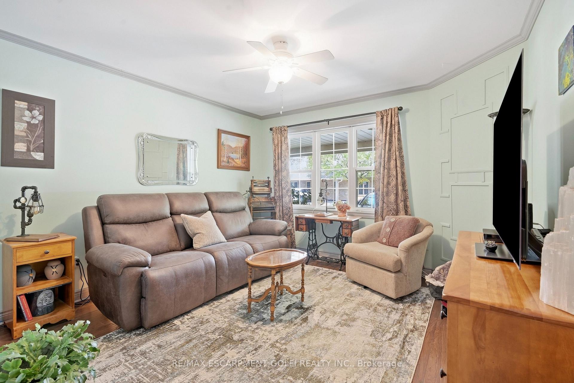Photo 5 of Unit 5, 9 Wentworth Drive, Grimsby, Grimsby East — HOMEH
