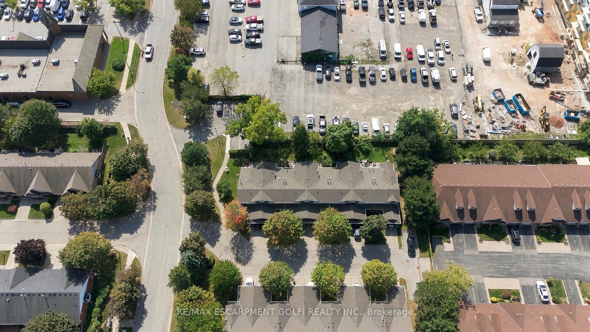 Photo 34 of Unit 5, 9 Wentworth Drive, Grimsby, Grimsby East — HOMEH