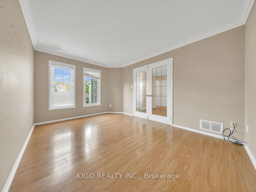 Photo 9 of 607 Burnett Avenue, Cambridge, Clemens Mills/Saginaw — HOMEH