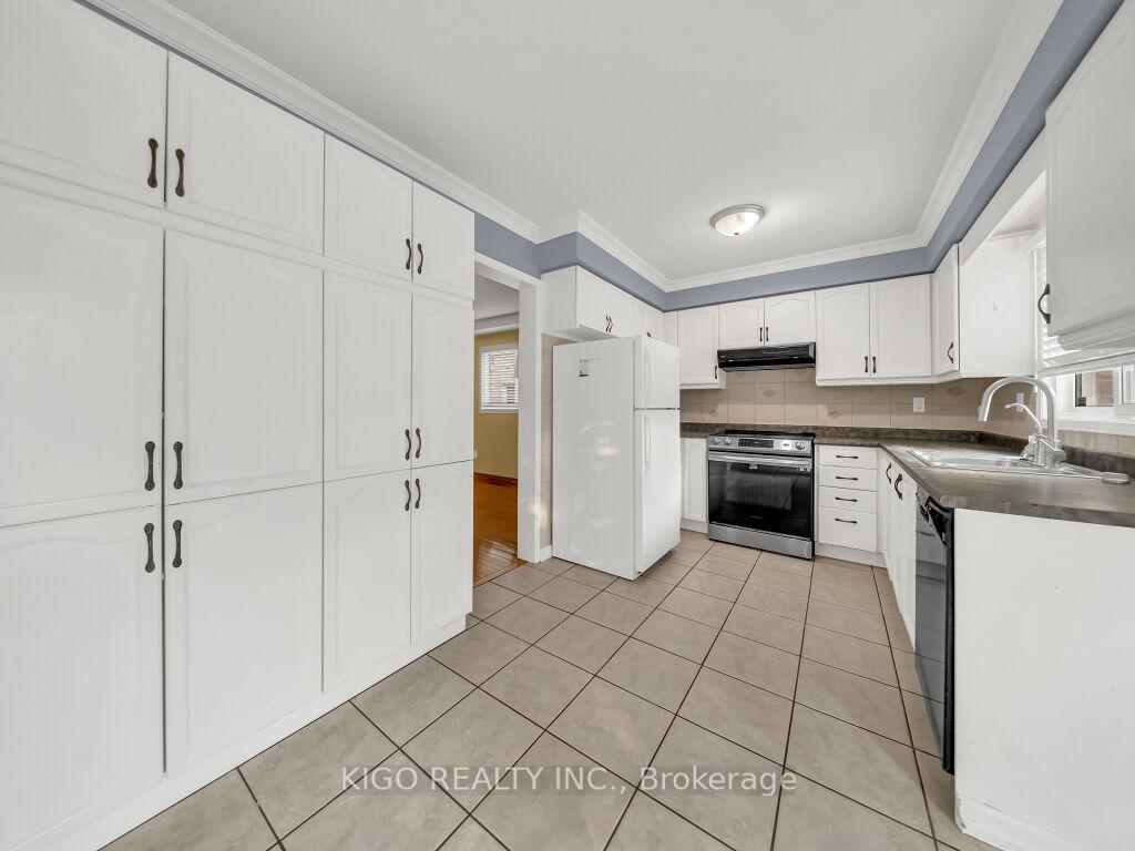 Photo 14 of 607 Burnett Avenue, Cambridge, Clemens Mills/Saginaw — HOMEH