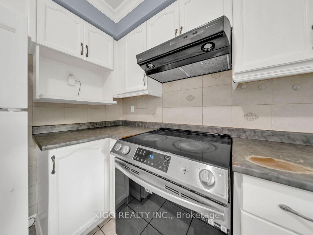 Photo 16 of 607 Burnett Avenue, Cambridge, Clemens Mills/Saginaw — HOMEH