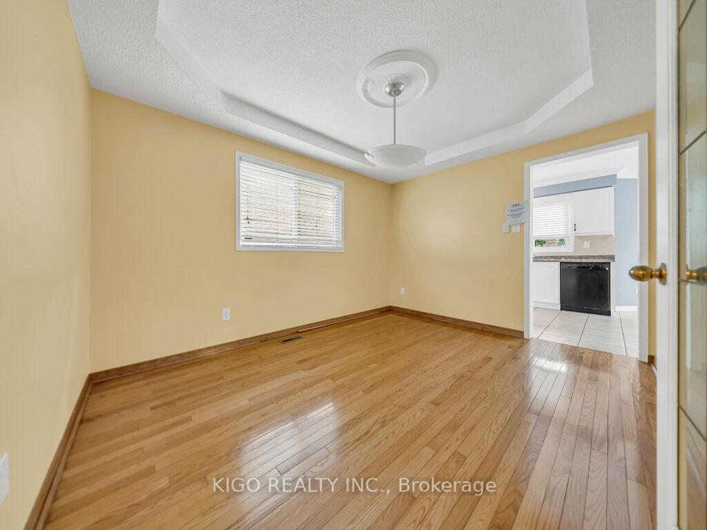 Photo 18 of 607 Burnett Avenue, Cambridge, Clemens Mills/Saginaw — HOMEH