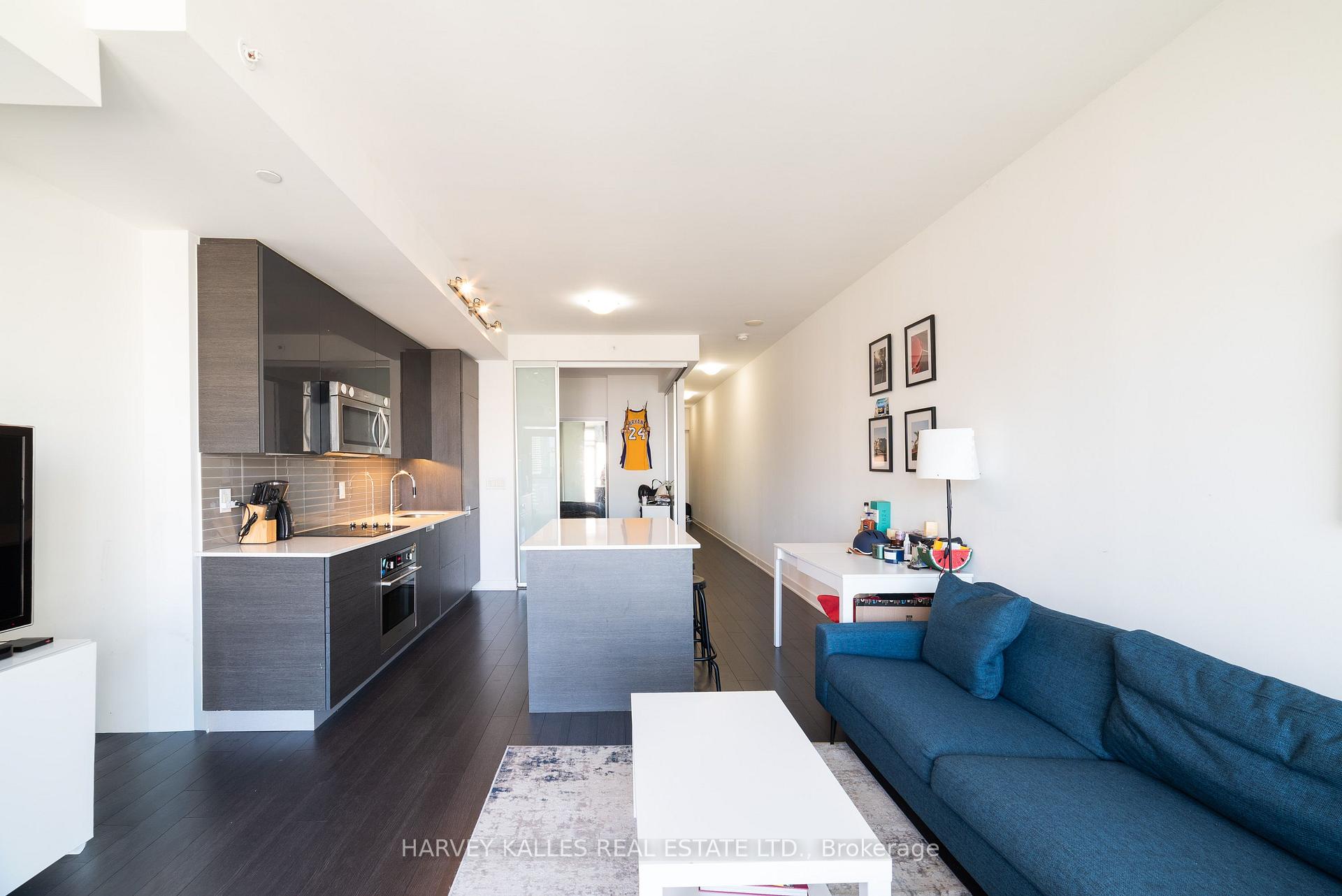 Photo 8 of Unit 1610, 210 Simcoe Street, Toronto, Kensington-Chinatown — HOMEH