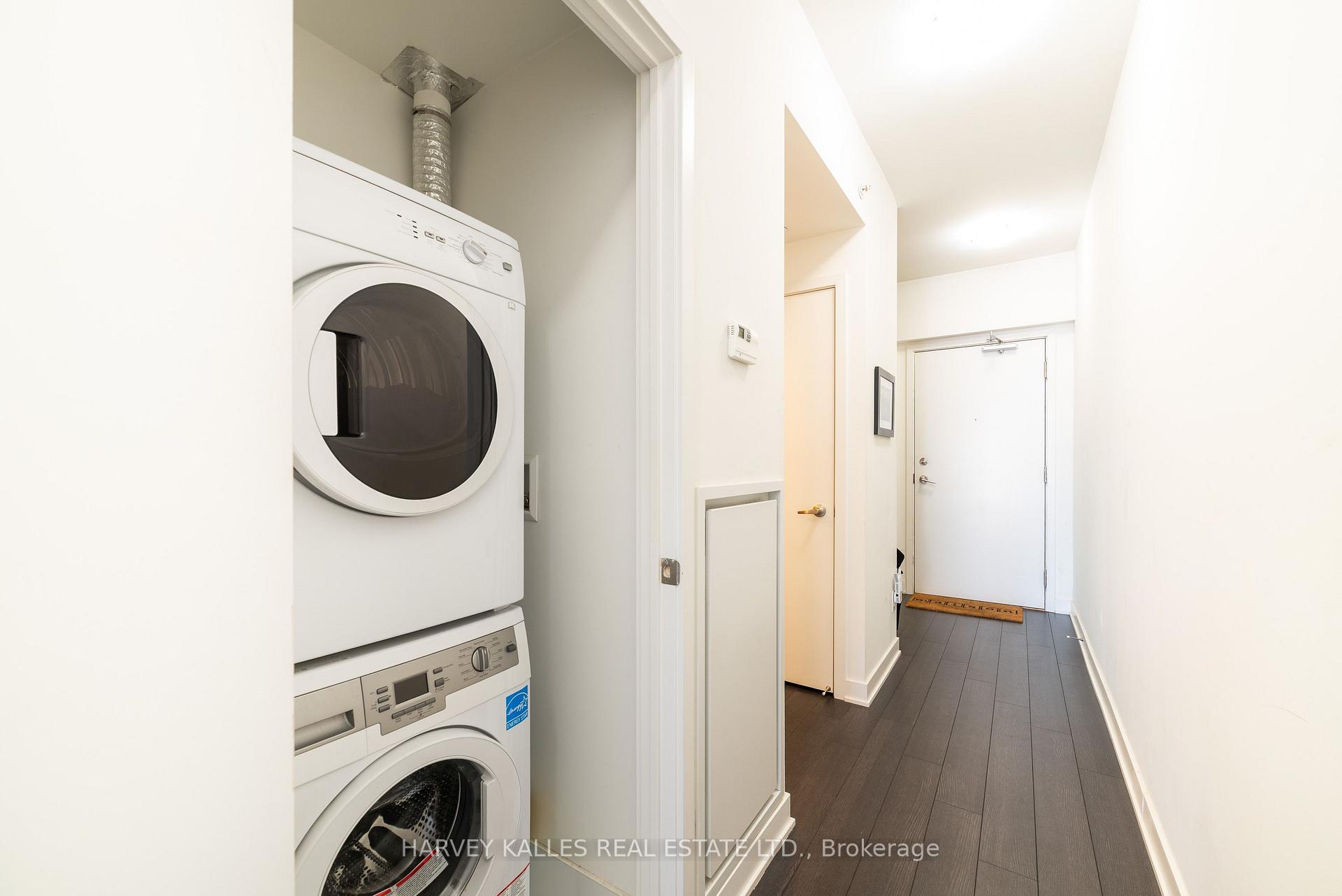 Photo 12 of Unit 1610, 210 Simcoe Street, Toronto, Kensington-Chinatown — HOMEH