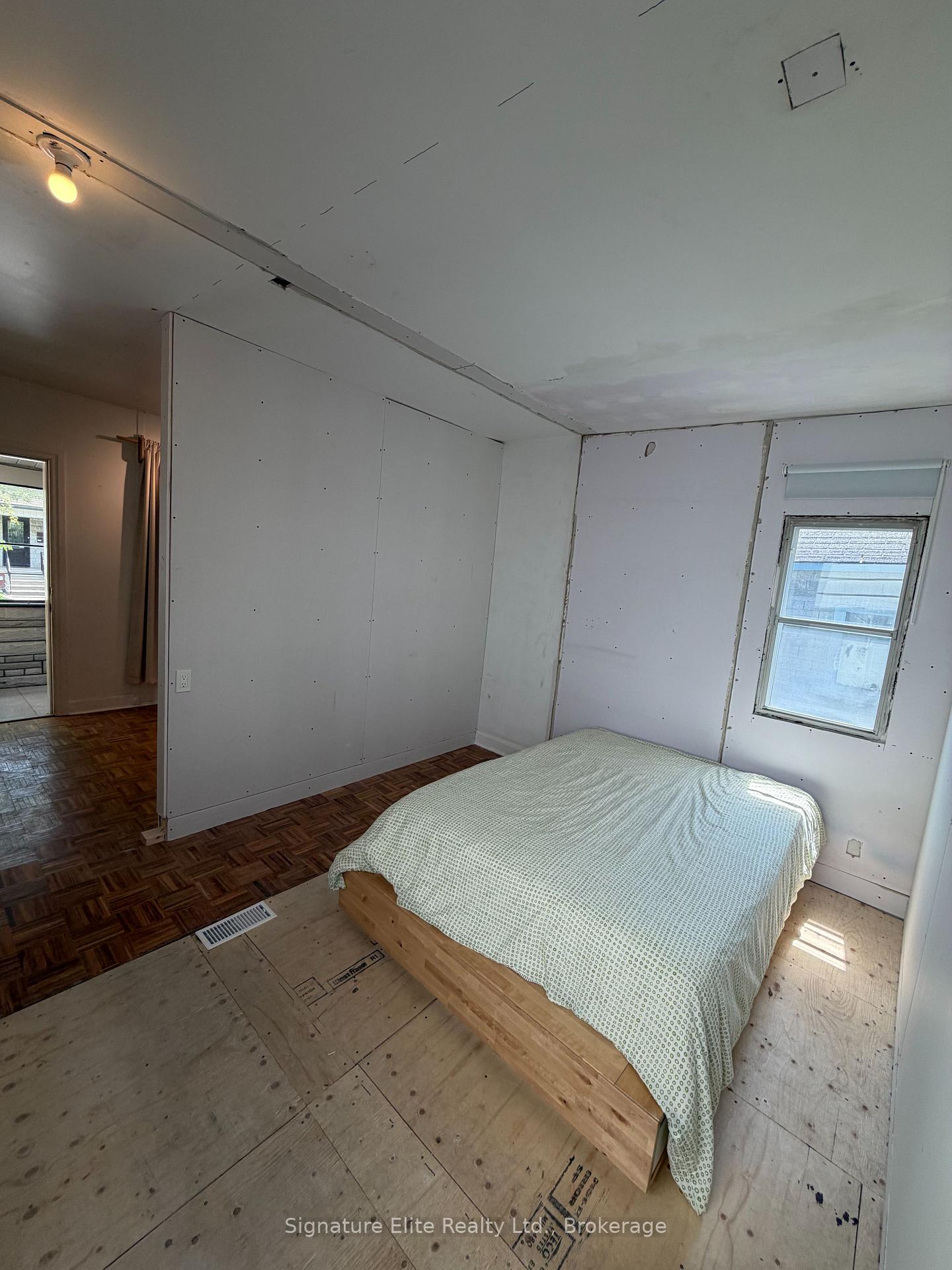 Photo 19 of 364 Winona Drive, Toronto, Oakwood Village — HOMEH