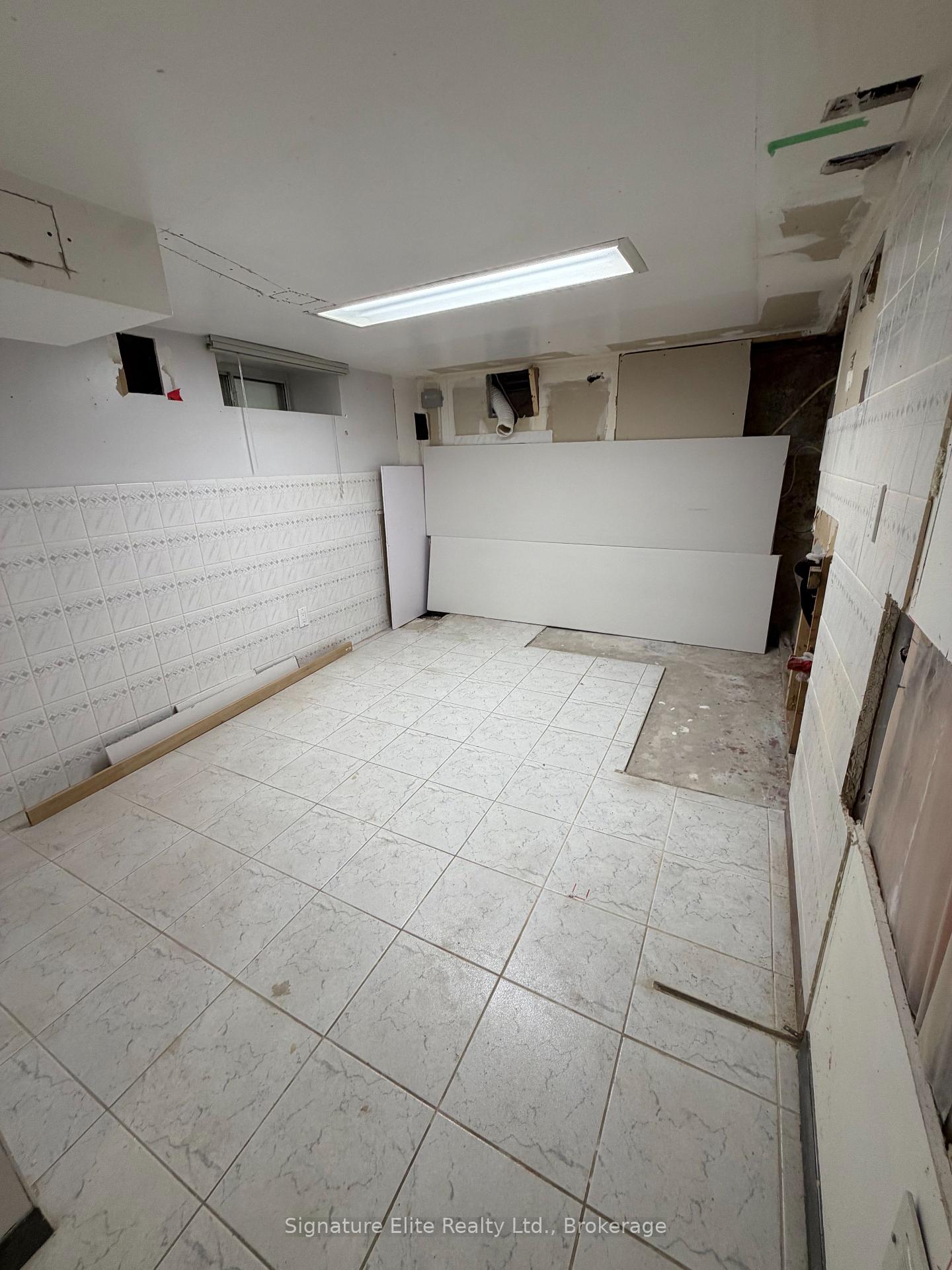 Photo 23 of 364 Winona Drive, Toronto, Oakwood Village — HOMEH