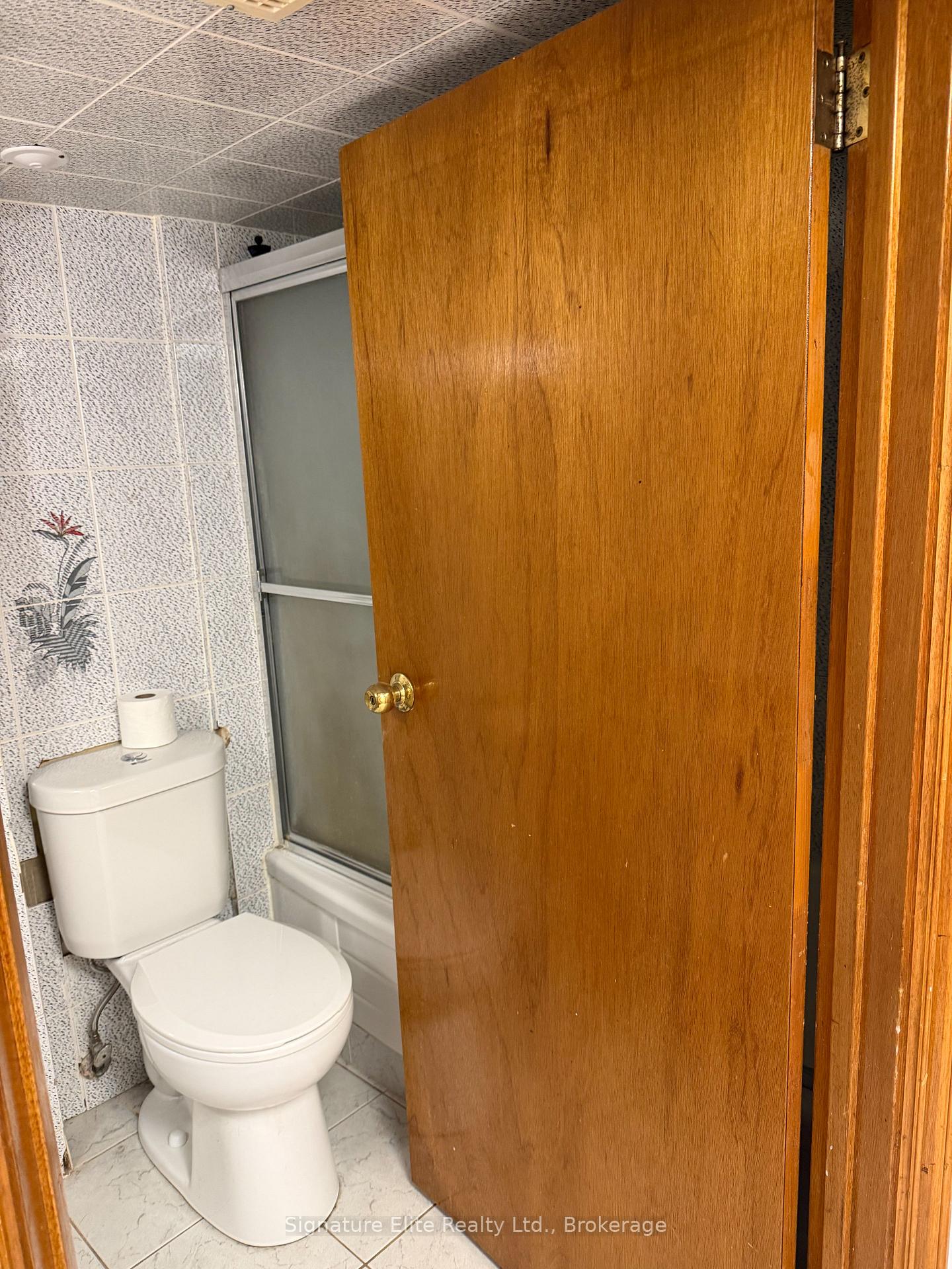 Photo 26 of 364 Winona Drive, Toronto, Oakwood Village — HOMEH