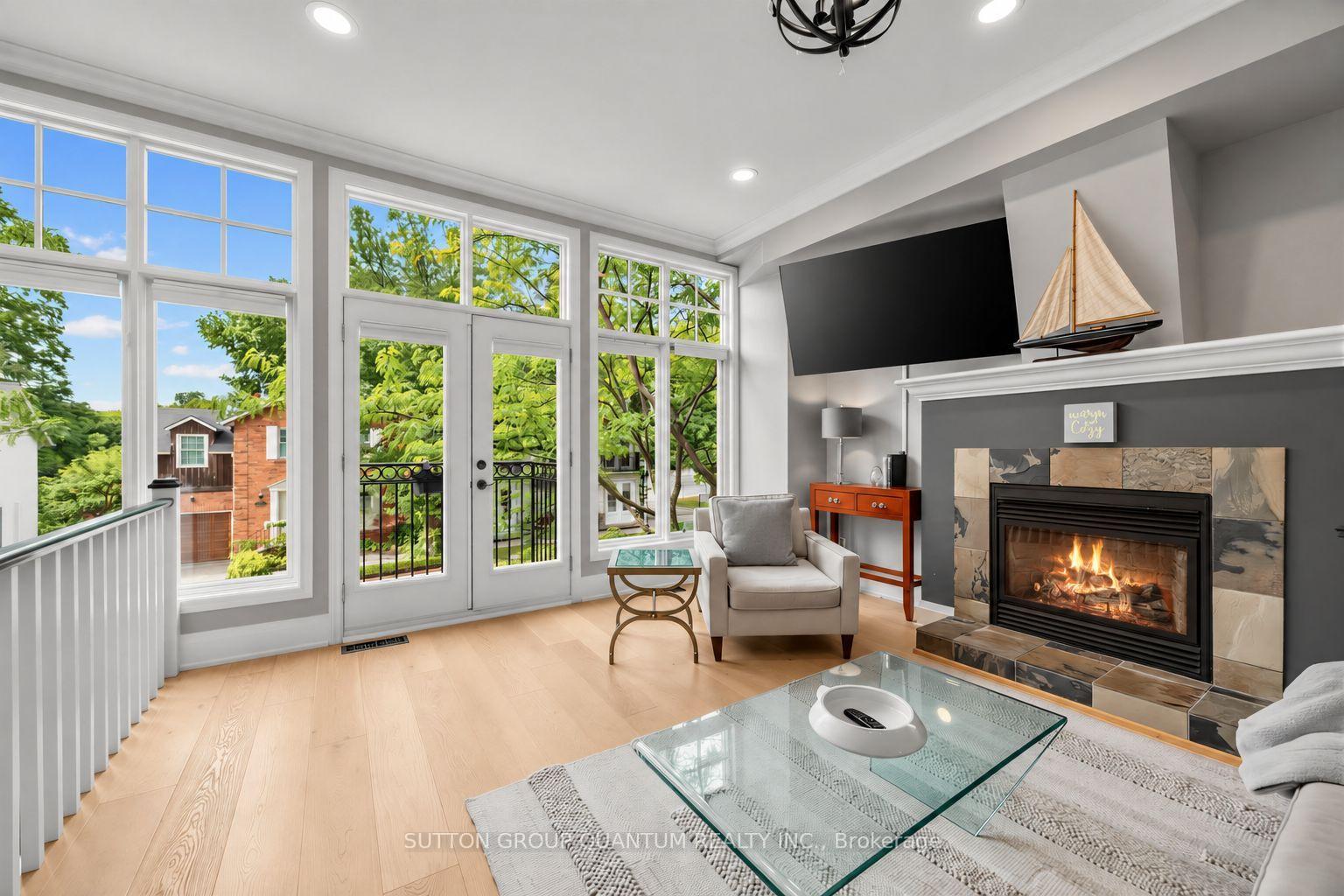 Photo 8 of 236 Randall Street, Oakville, Old Oakville — HOMEH