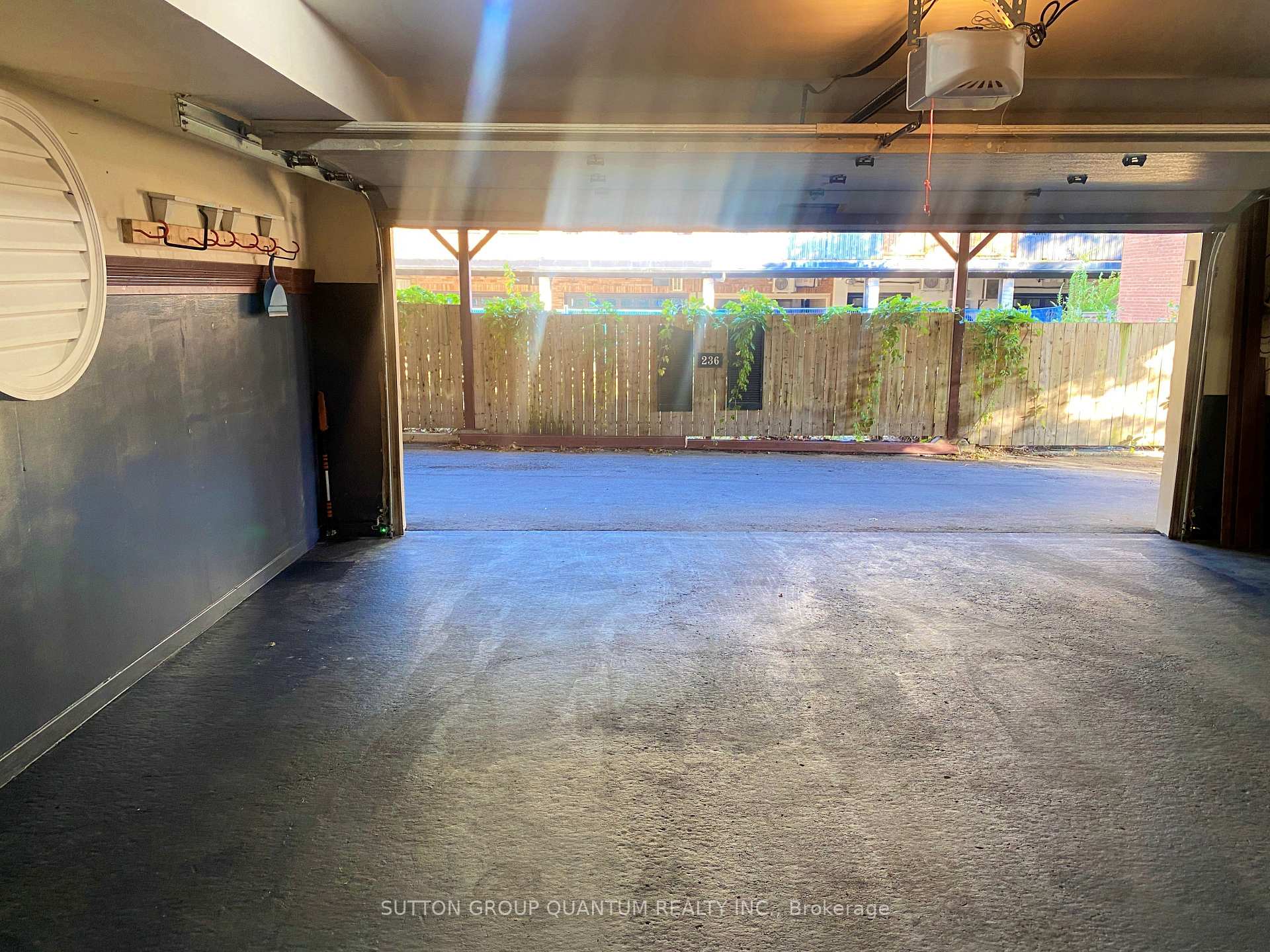 Photo 35 of 236 Randall Street, Oakville, Old Oakville — HOMEH