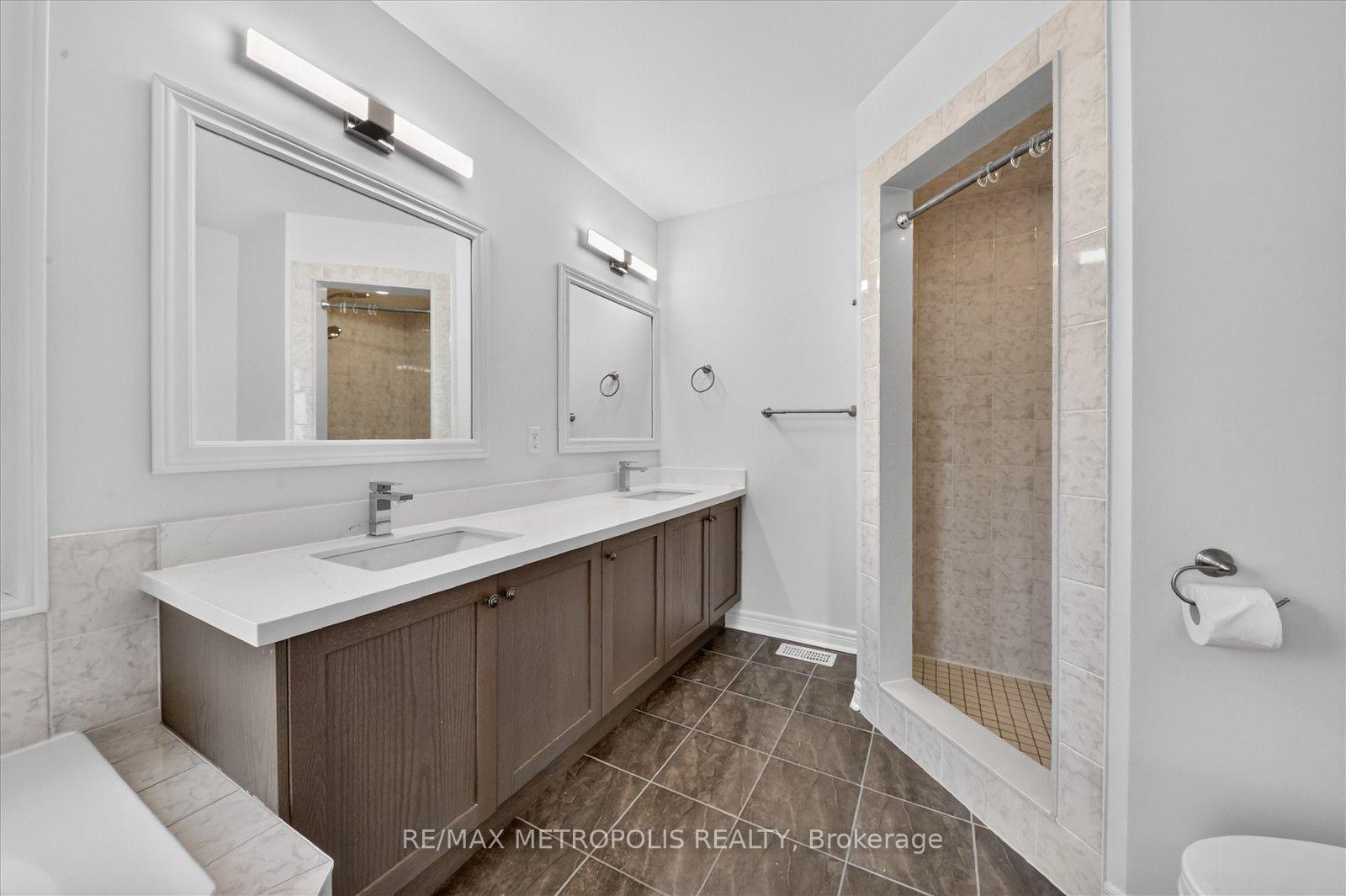 Photo 21 of 749 Black Cherry Drive, Oshawa, Taunton — HOMEH