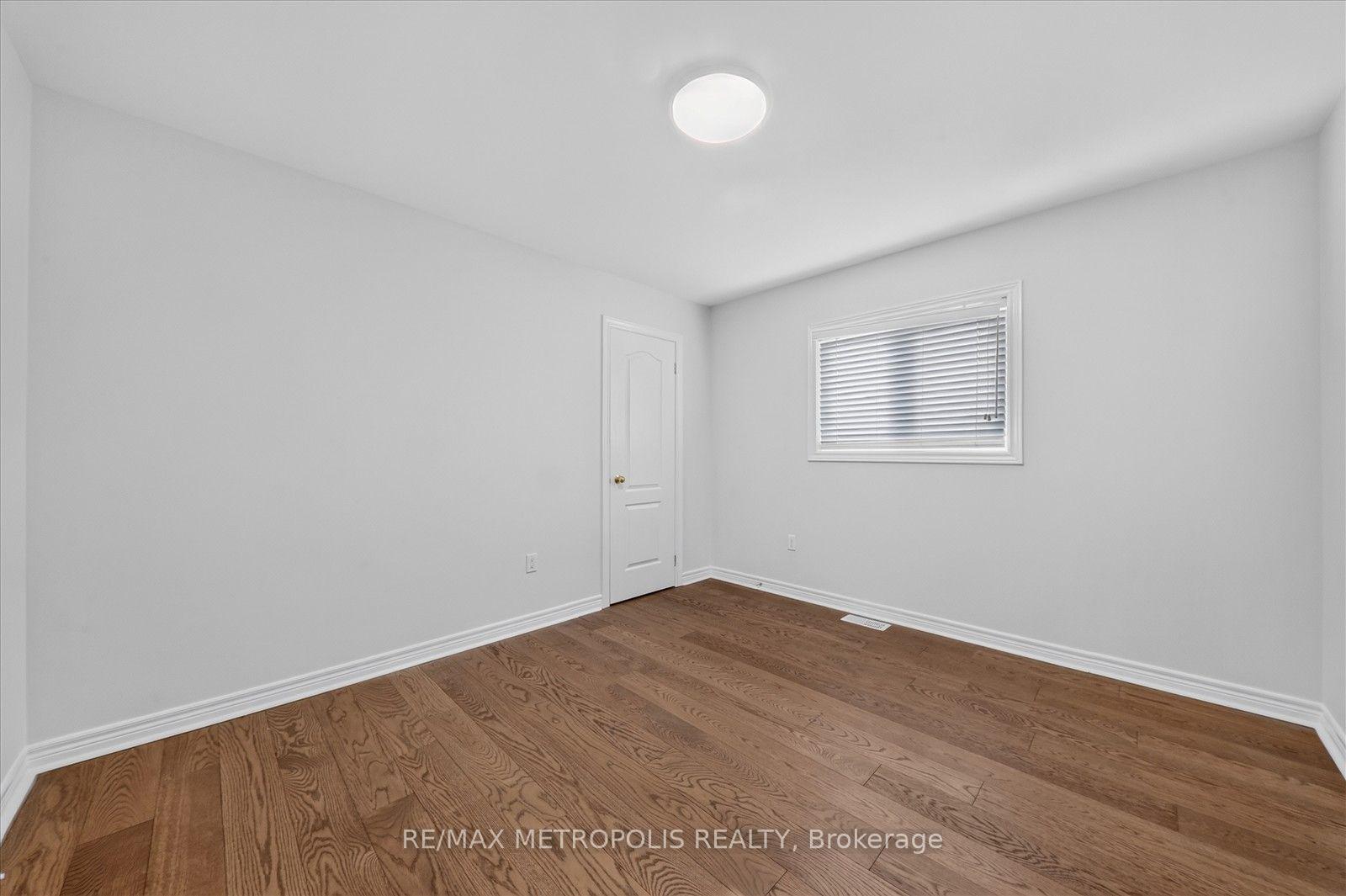 Photo 23 of 749 Black Cherry Drive, Oshawa, Taunton — HOMEH