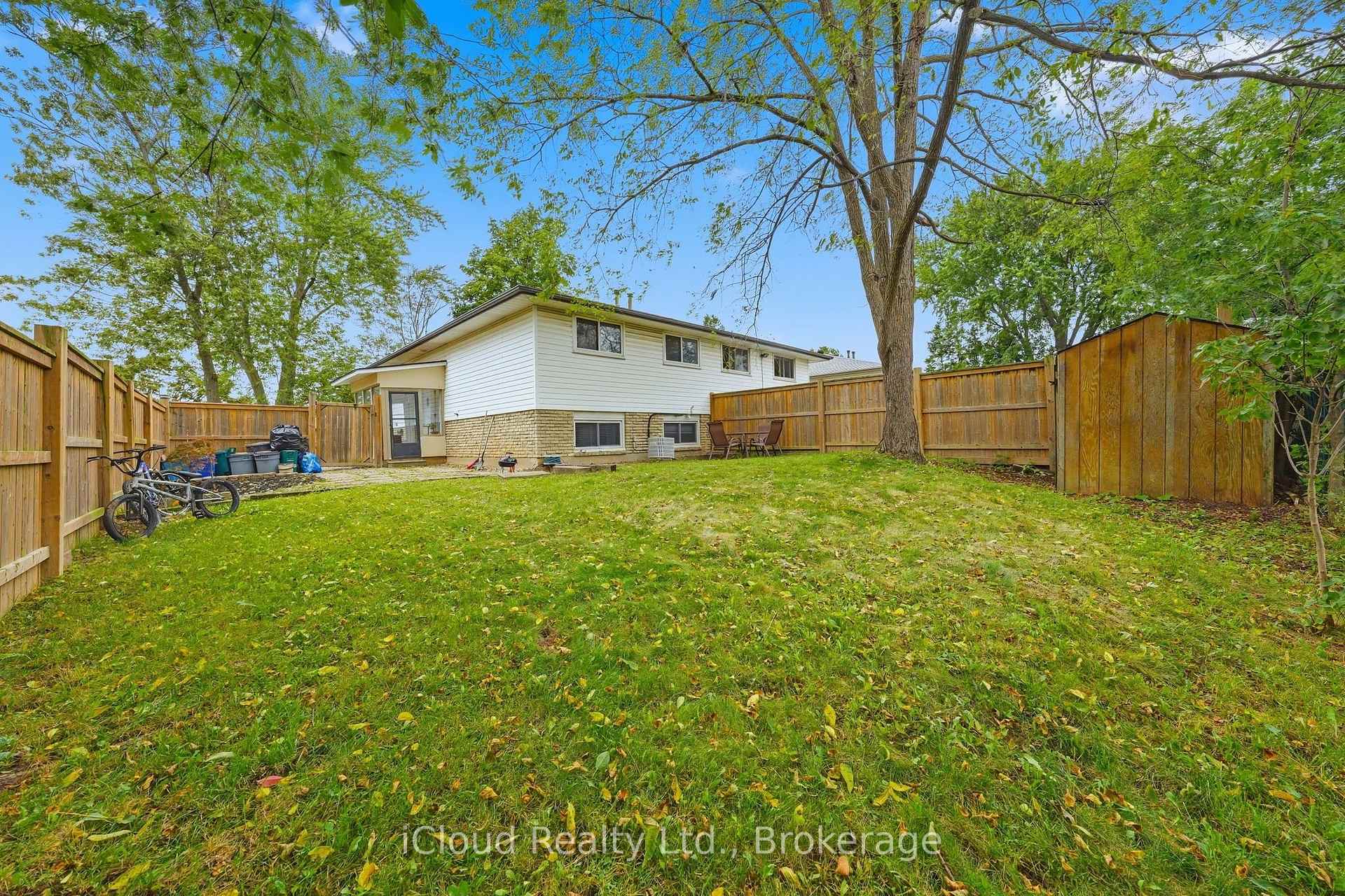 Photo 37 of 3 Manley Crescent, Thorold, Confederation Heights — HOMEH