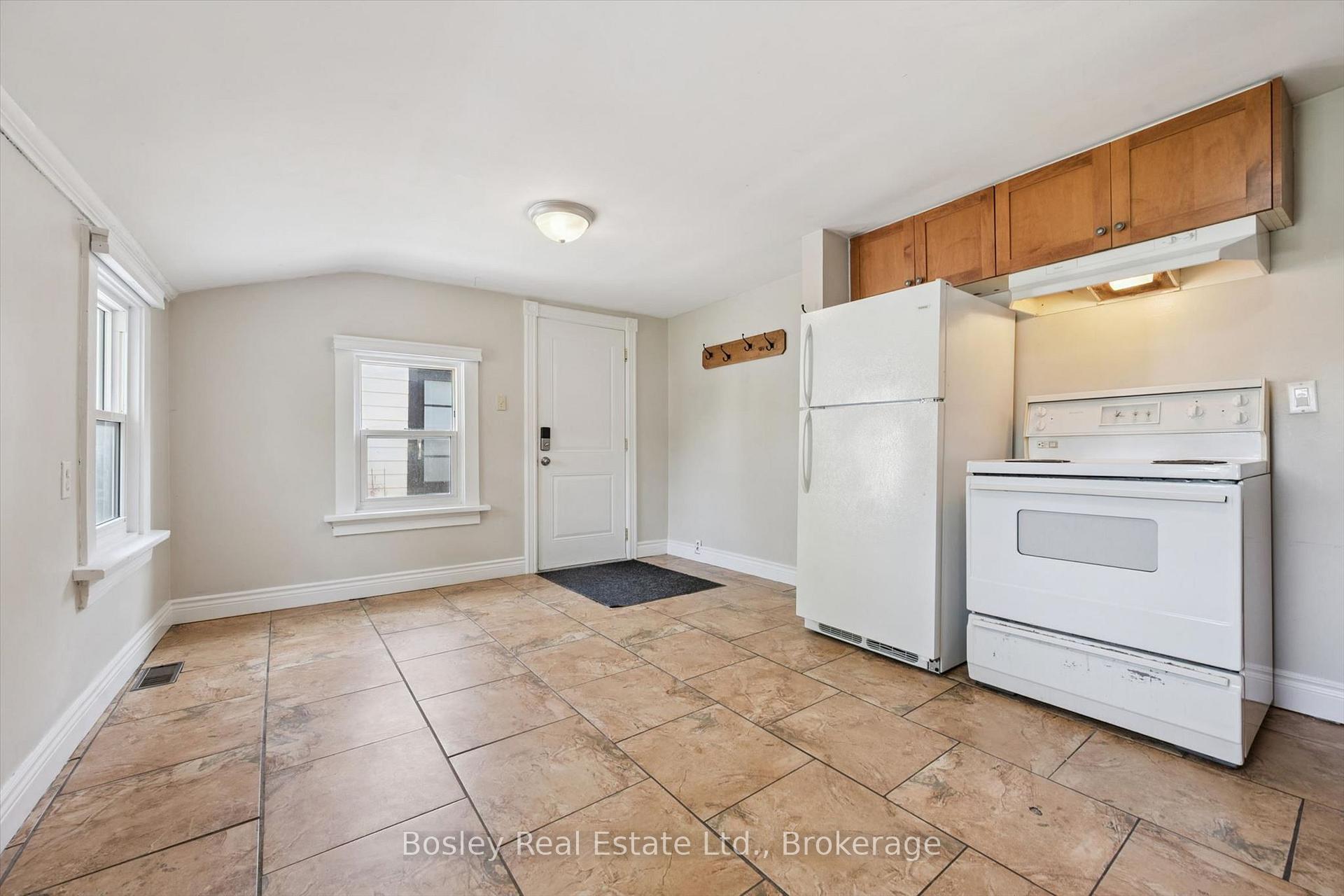 Photo 20 of 86 Alice Street, Guelph, St. Patrick's Ward — HOMEH