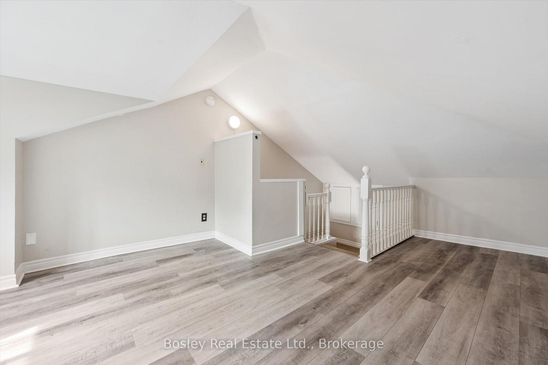 Photo 32 of 86 Alice Street, Guelph, St. Patrick's Ward — HOMEH