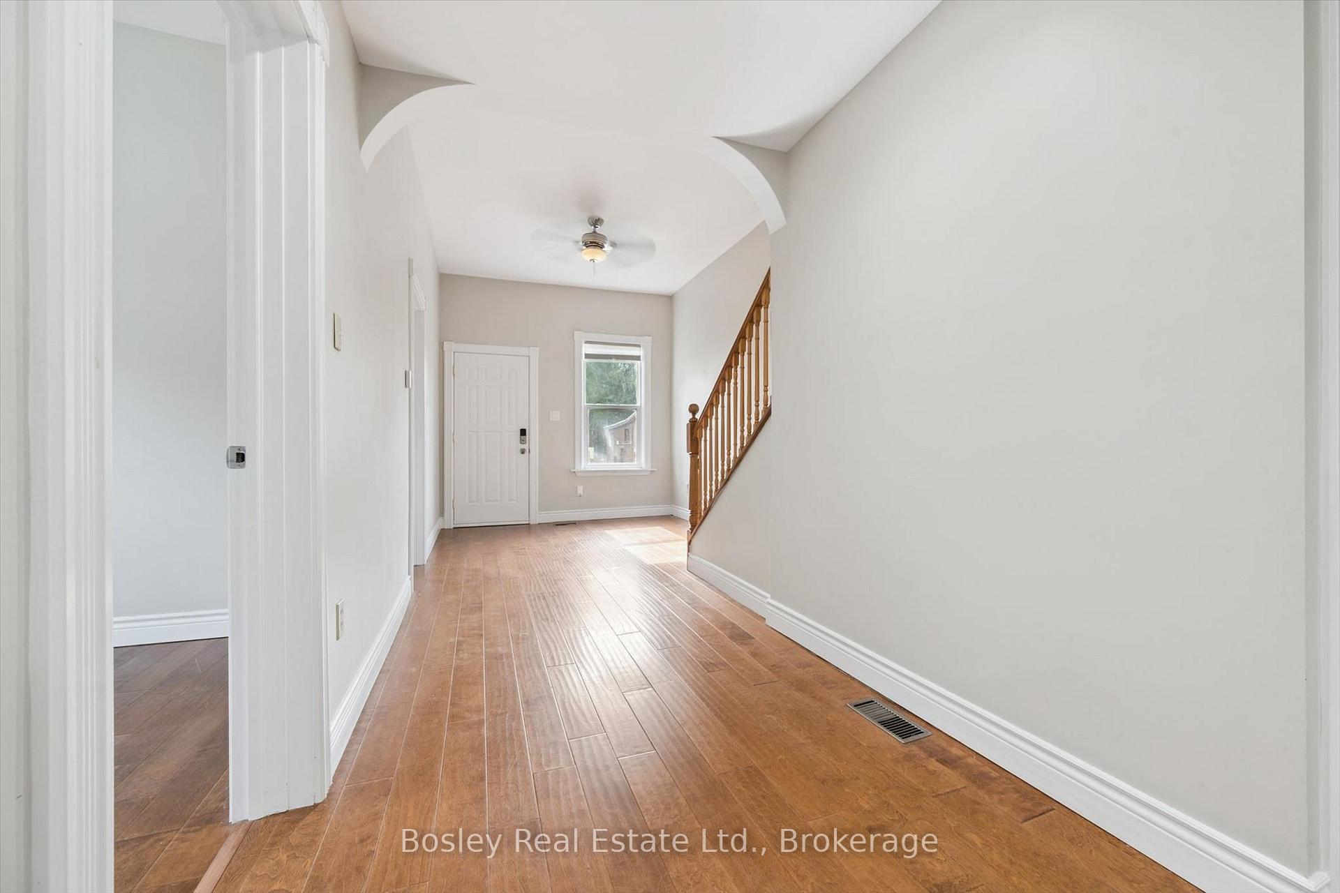 Photo 40 of 86 Alice Street, Guelph, St. Patrick's Ward — HOMEH