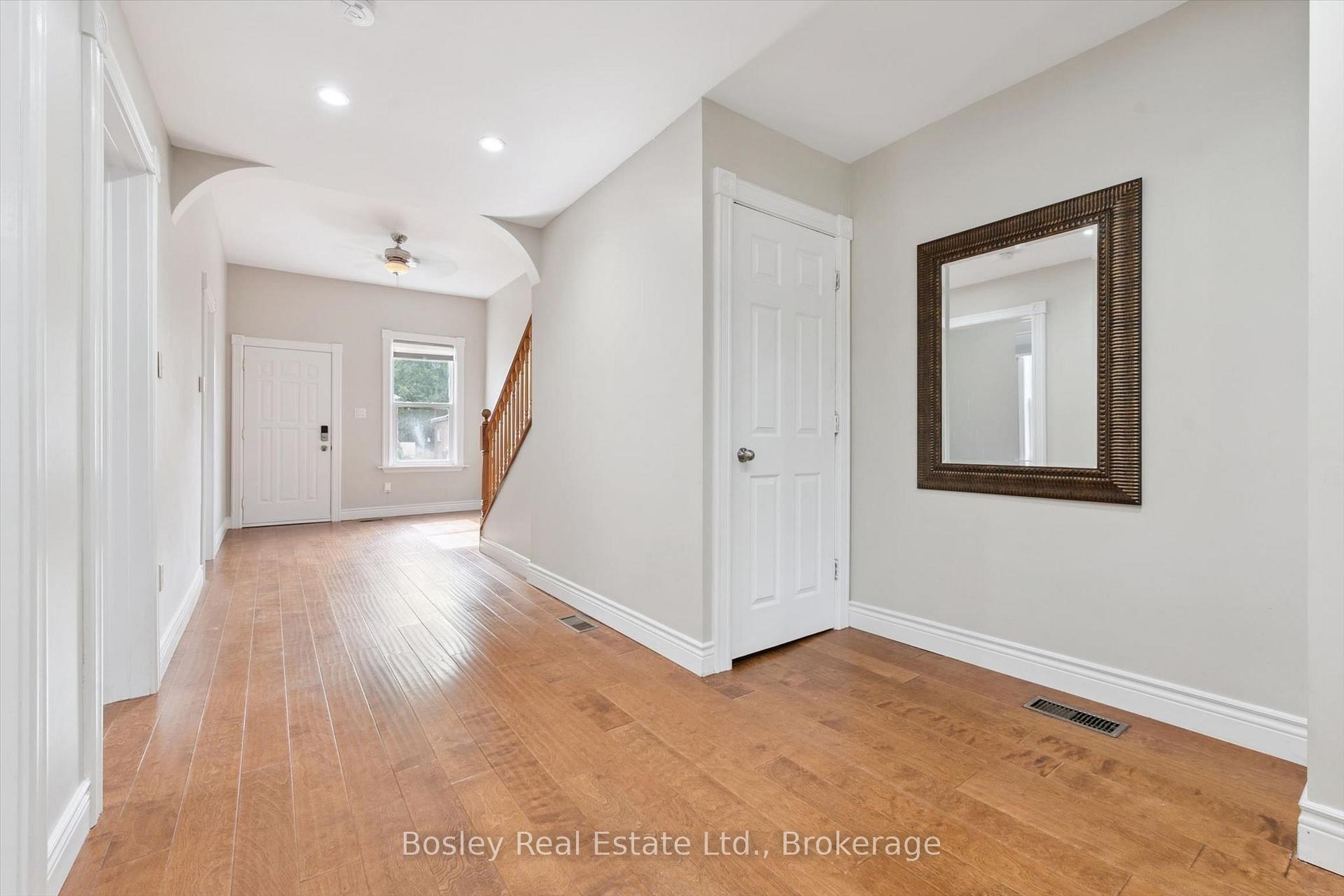 Photo 43 of 86 Alice Street, Guelph, St. Patrick's Ward — HOMEH