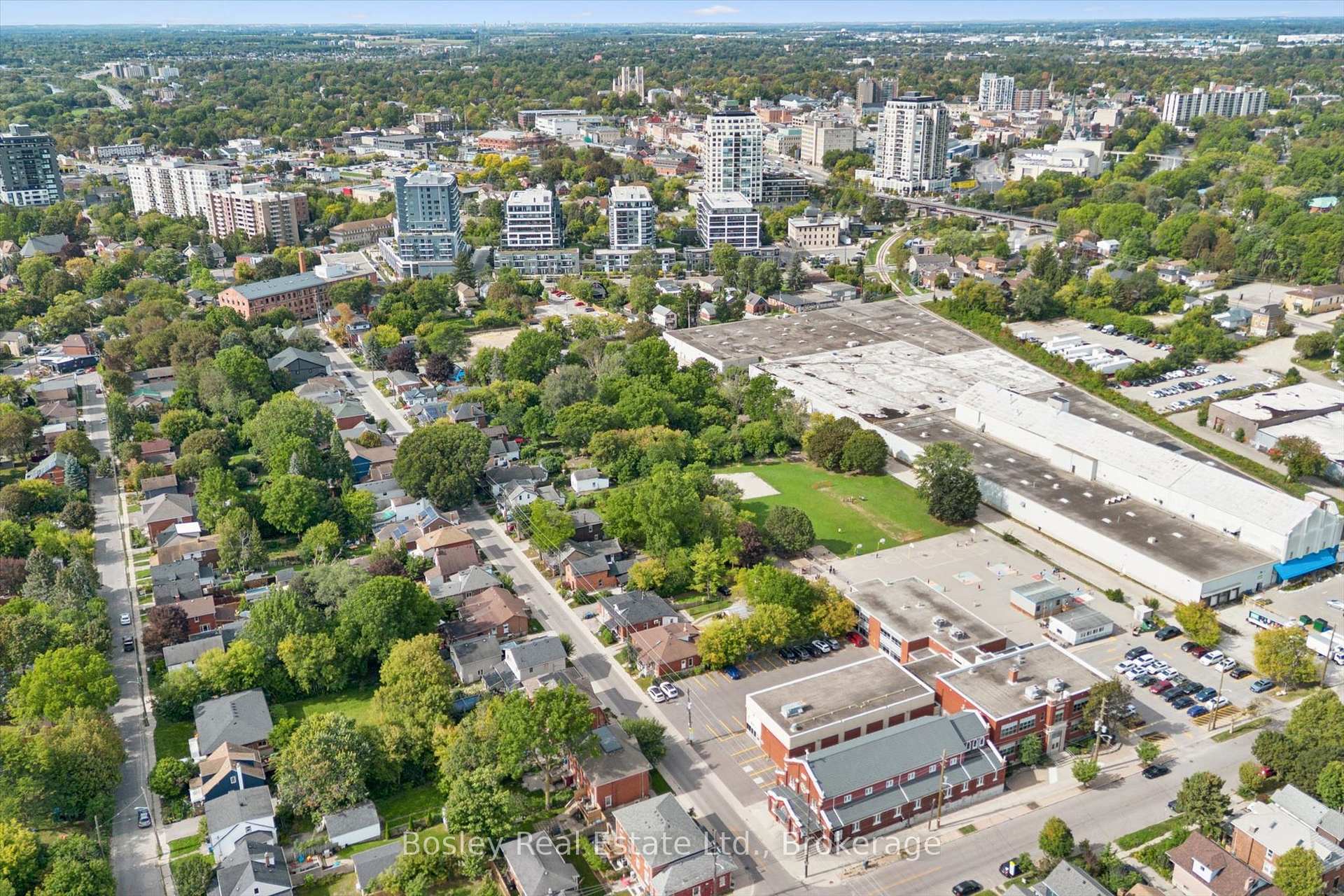 Photo 44 of 86 Alice Street, Guelph, St. Patrick's Ward — HOMEH