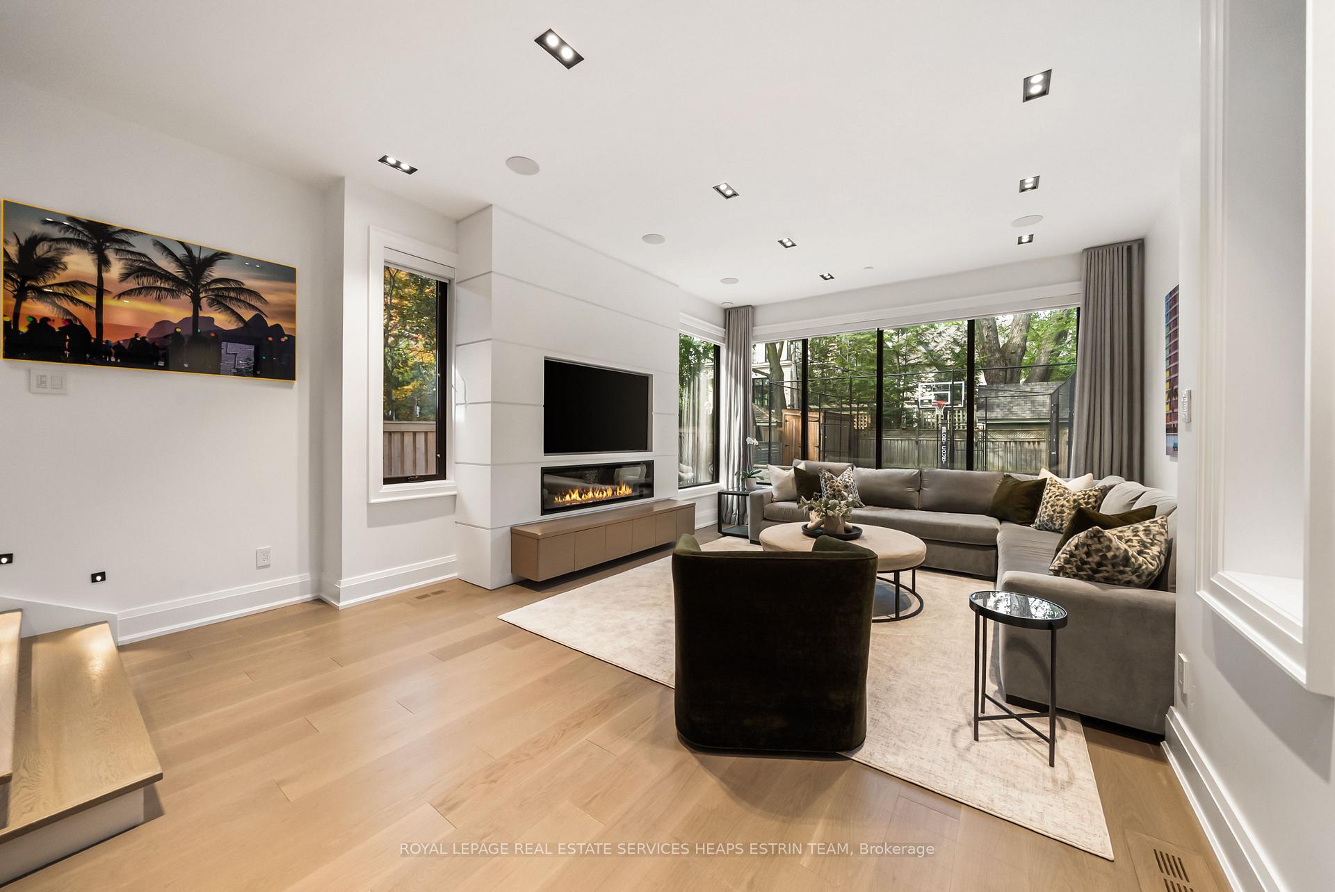 Photo 13 of 12 Millbank Avenue, Toronto, Forest Hill South — HOMEH